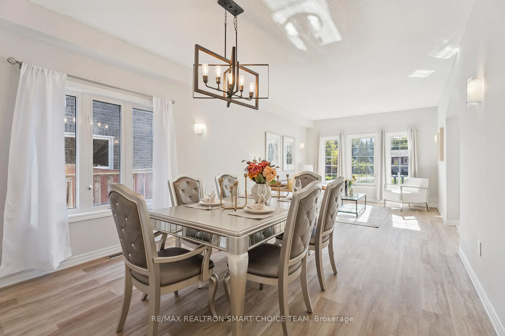 Photo 11 of 117 Miller Drive, Barrie, Edgehill Drive — HOMEH