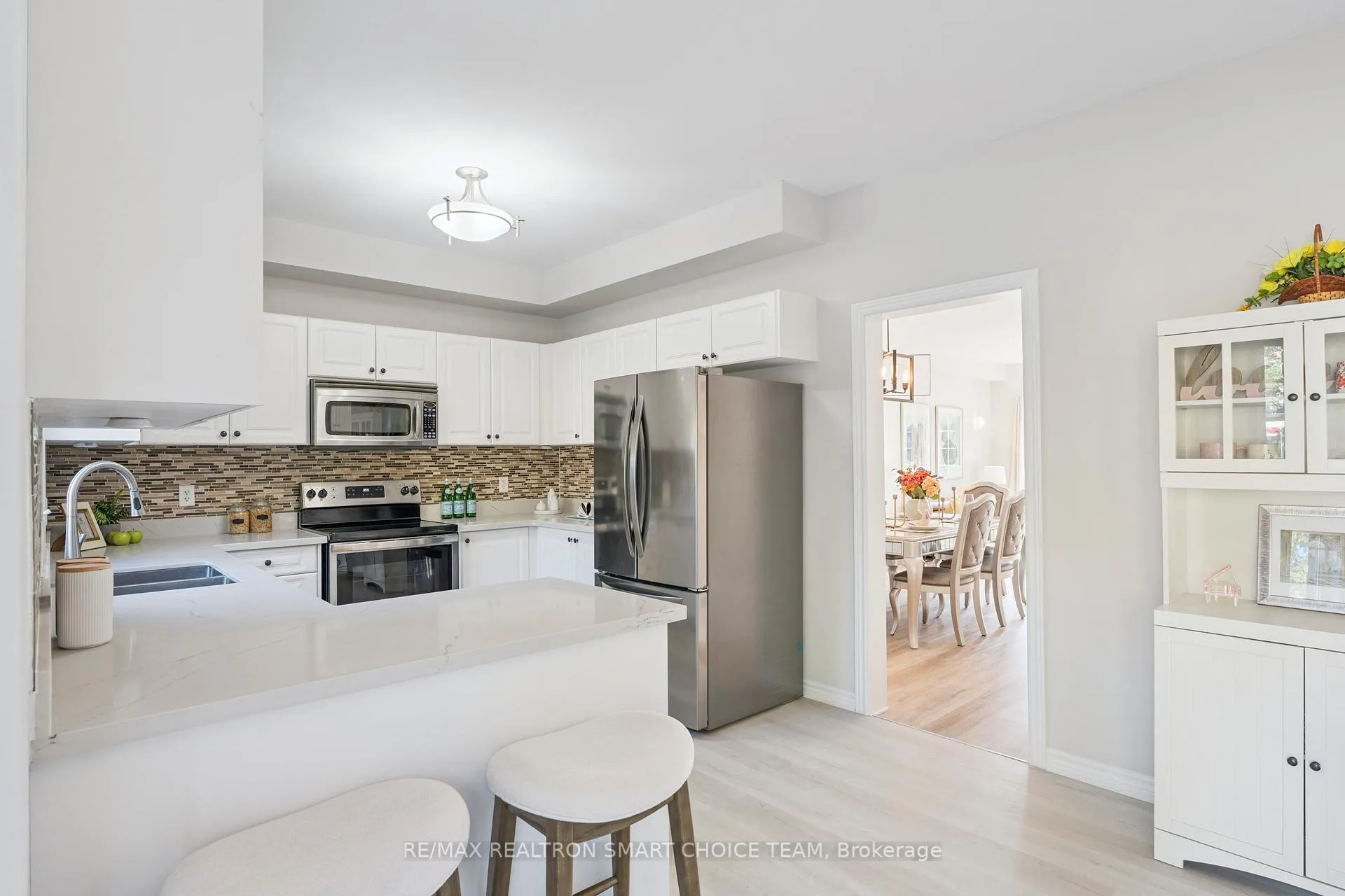 Photo 13 of 117 Miller Drive, Barrie, Edgehill Drive — HOMEH