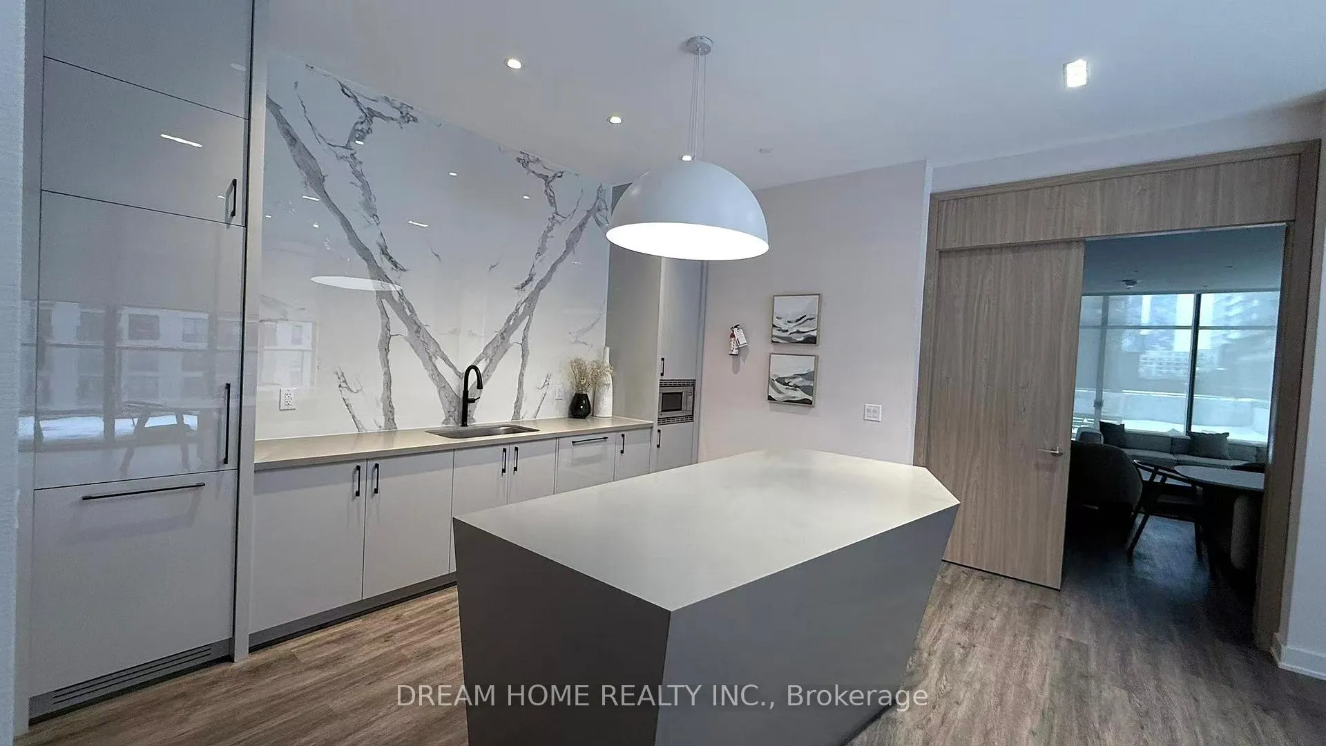 Photo 5 of Unit 2205, 65 Mutual Street, Toronto, Church-Yonge Corridor — HOMEH