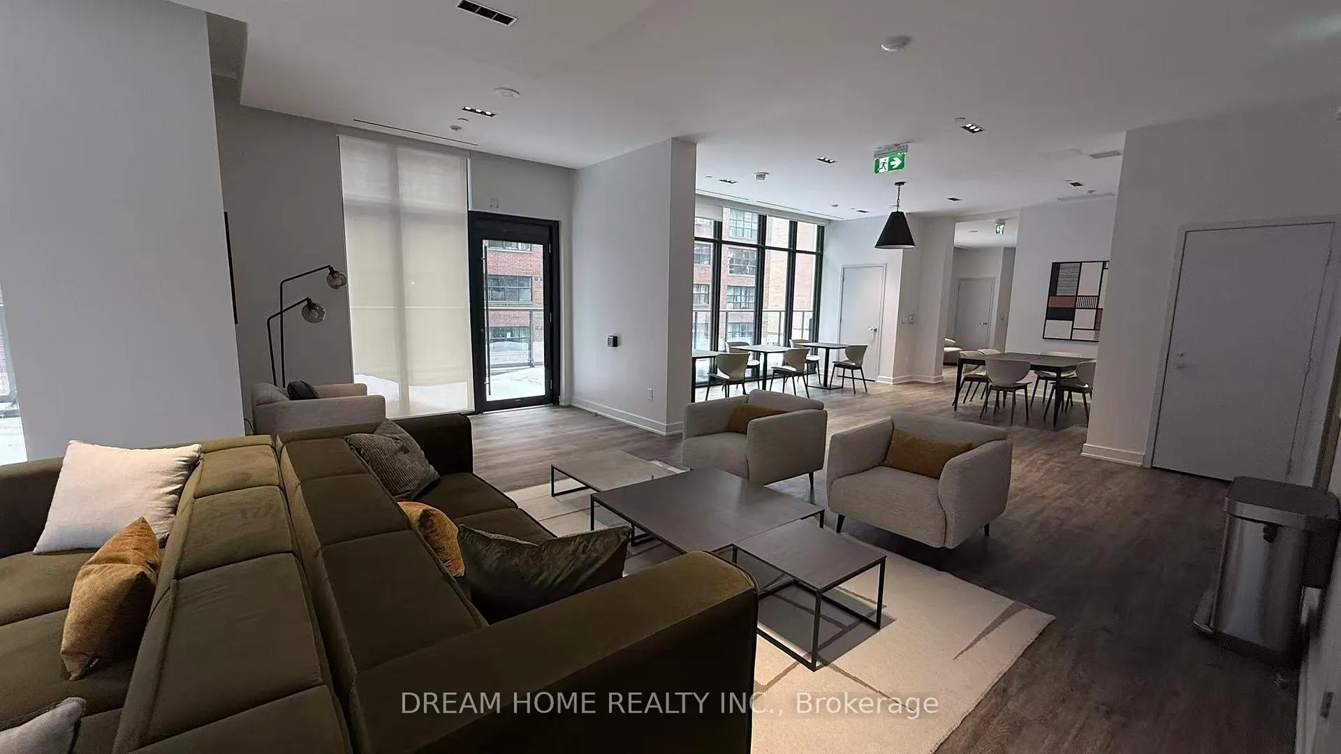 Photo 6 of Unit 2205, 65 Mutual Street, Toronto, Church-Yonge Corridor — HOMEH