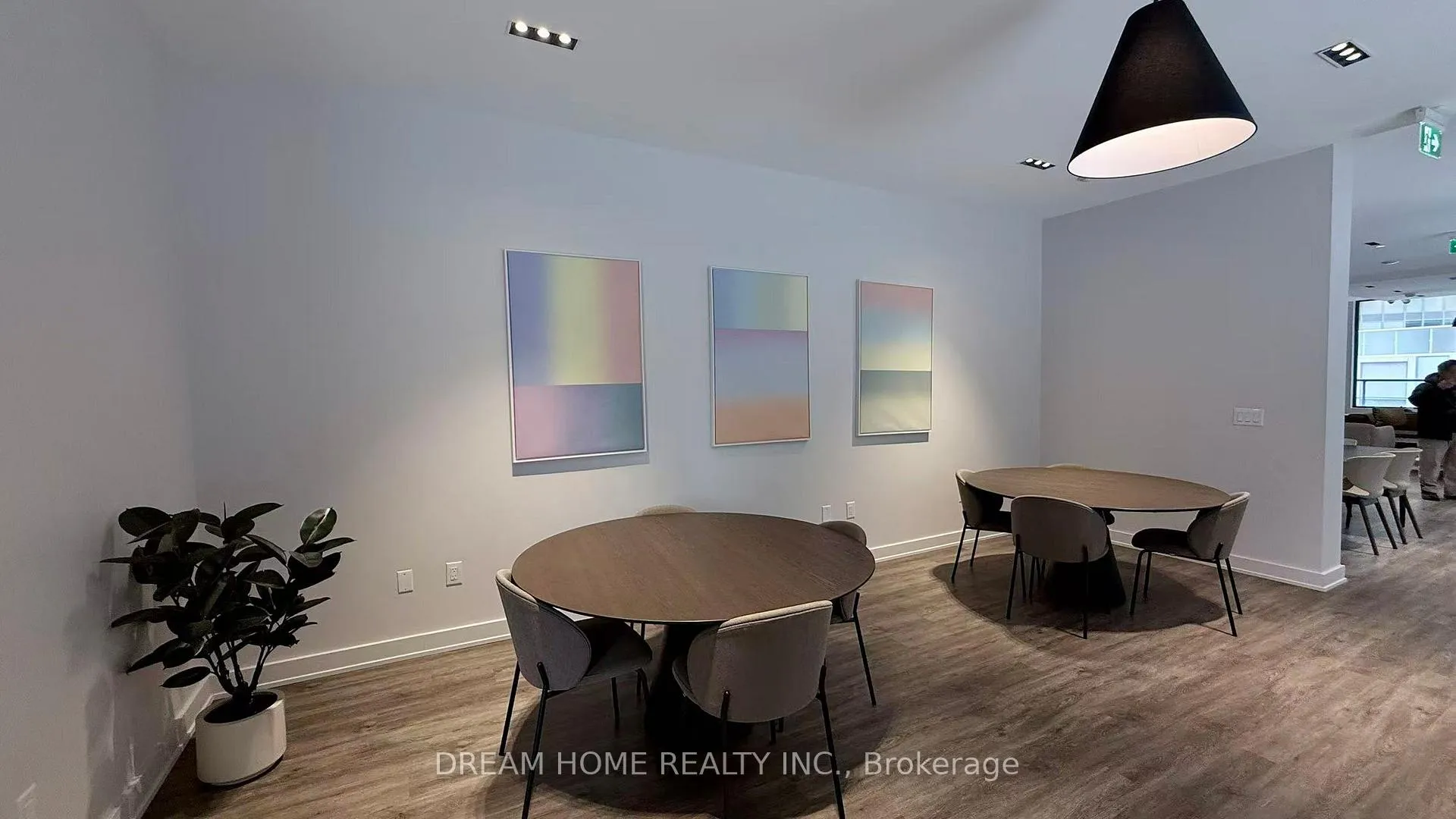 Photo 7 of Unit 2205, 65 Mutual Street, Toronto, Church-Yonge Corridor — HOMEH