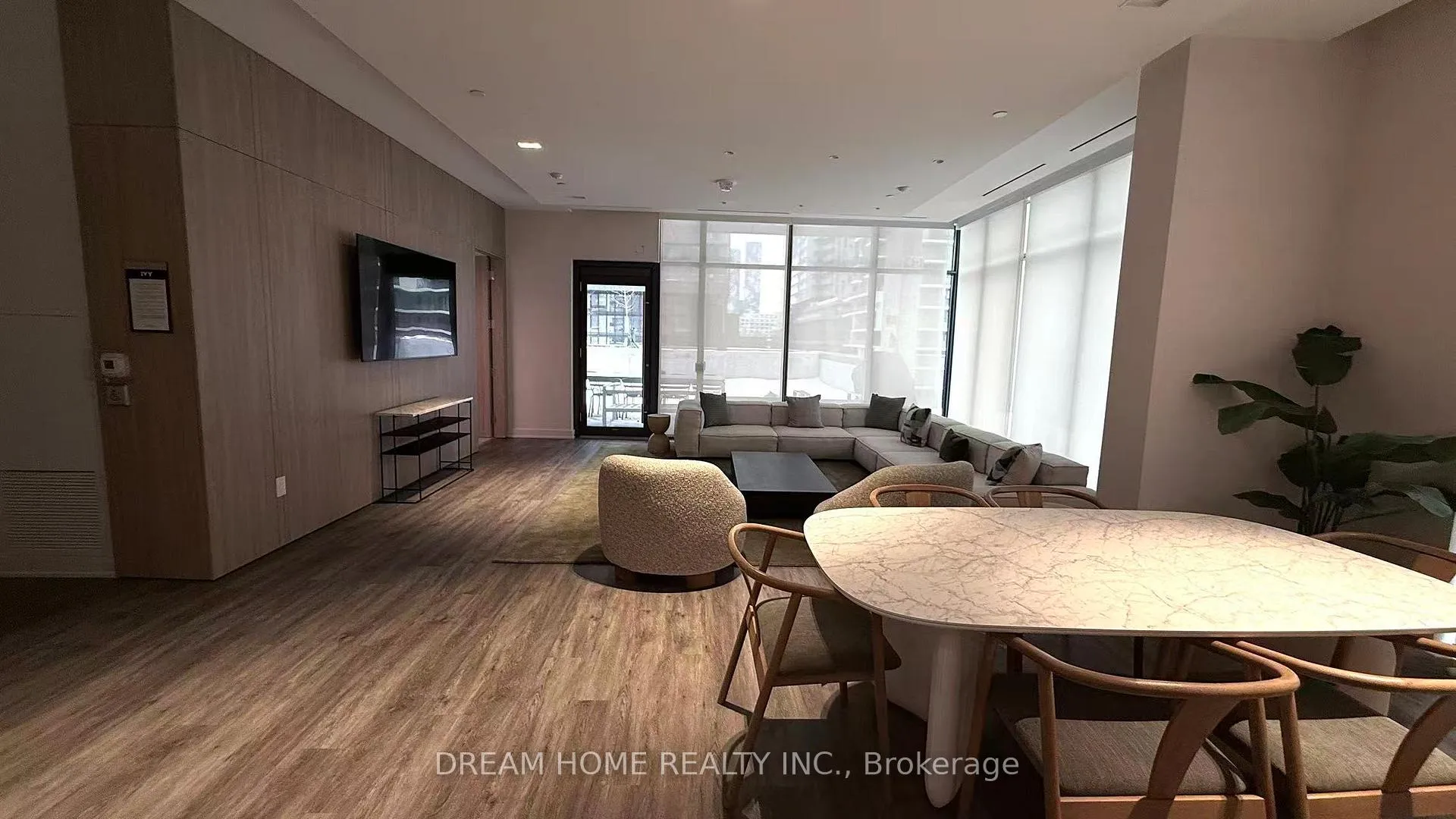 Photo 8 of Unit 2205, 65 Mutual Street, Toronto, Church-Yonge Corridor — HOMEH