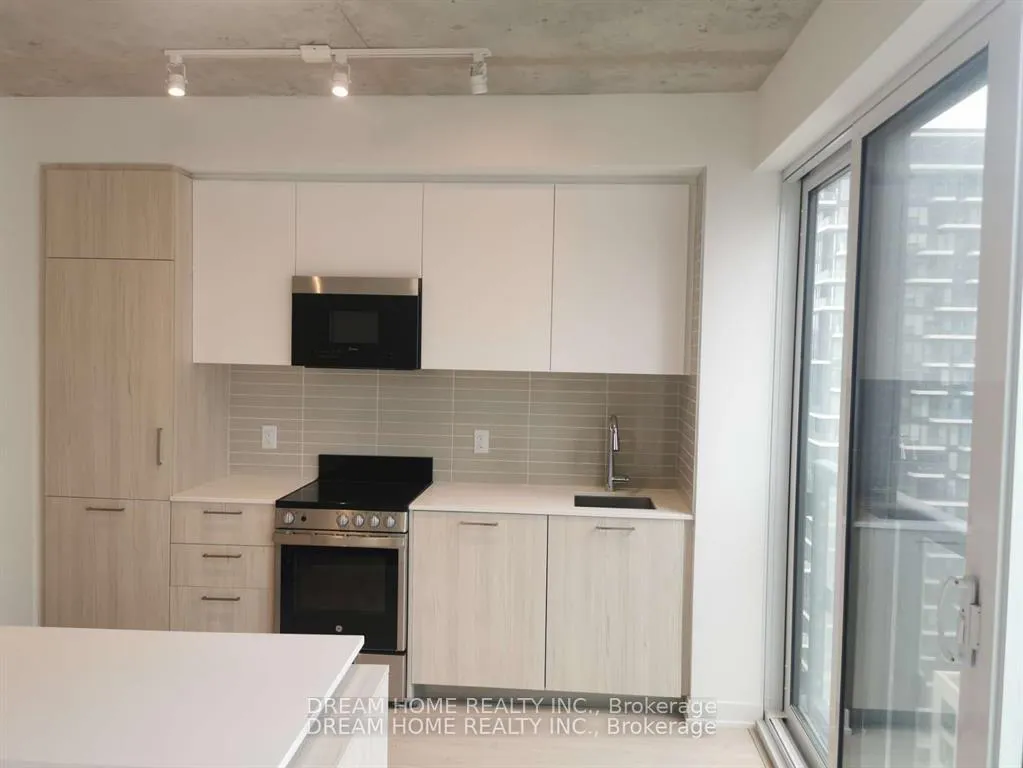 Photo 13 of Unit 2205, 65 Mutual Street, Toronto, Church-Yonge Corridor — HOMEH