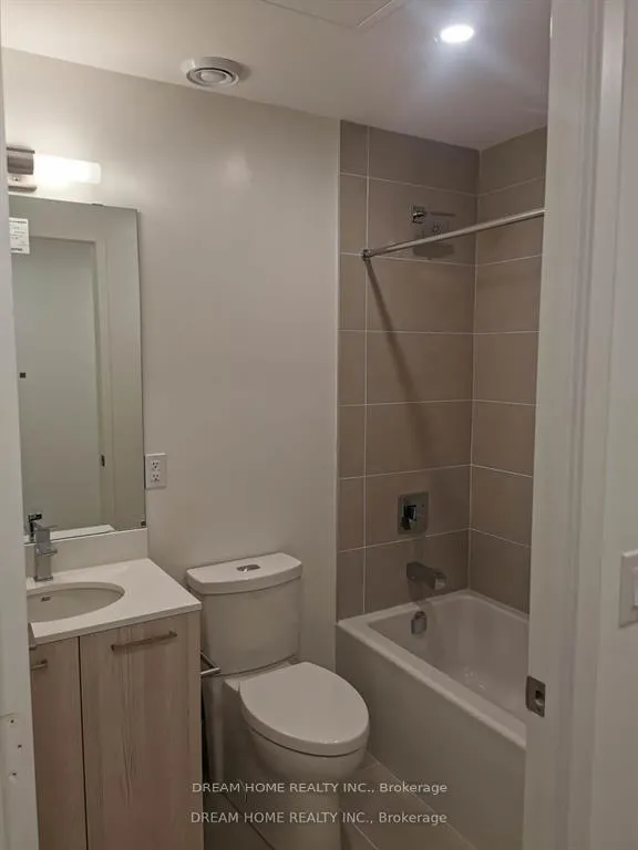 Photo 17 of Unit 2205, 65 Mutual Street, Toronto, Church-Yonge Corridor — HOMEH