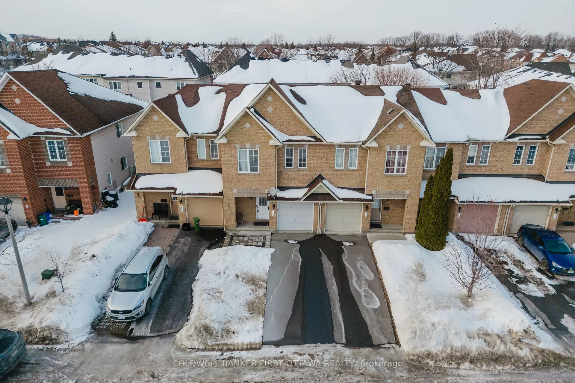 Photo 3 of 13 Villandry Street, Ottawa, Barrhaven East — HOMEH