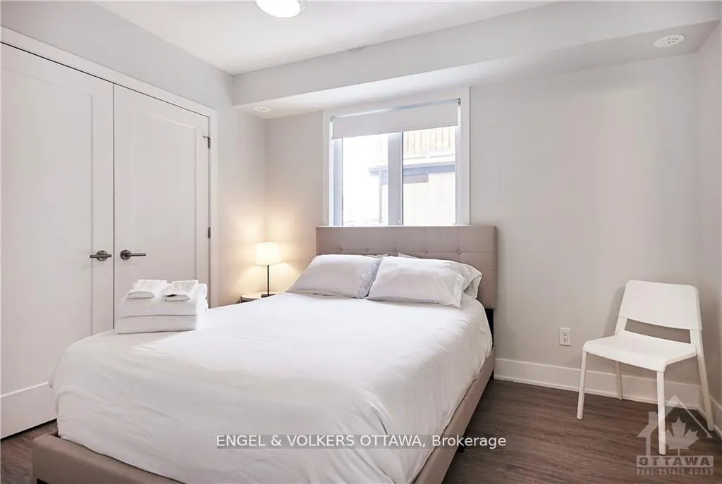 Photo 6 of Unit 1, 569 Mcleod Street, Ottawa, Ottawa Centre — HOMEH