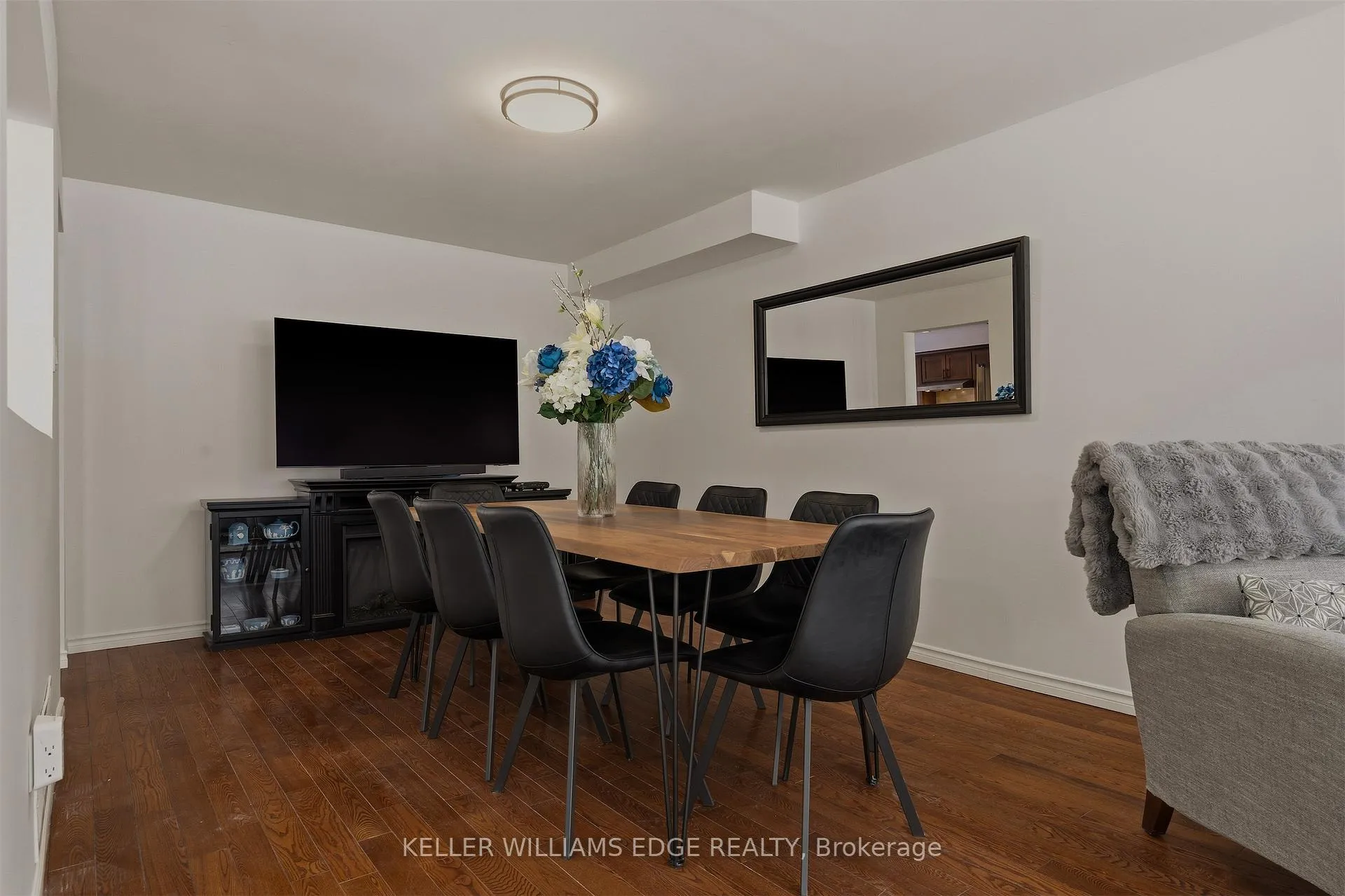 Photo 6 of Unit 20, 5255 Lakeshore Road, Burlington, Appleby — HOMEH
