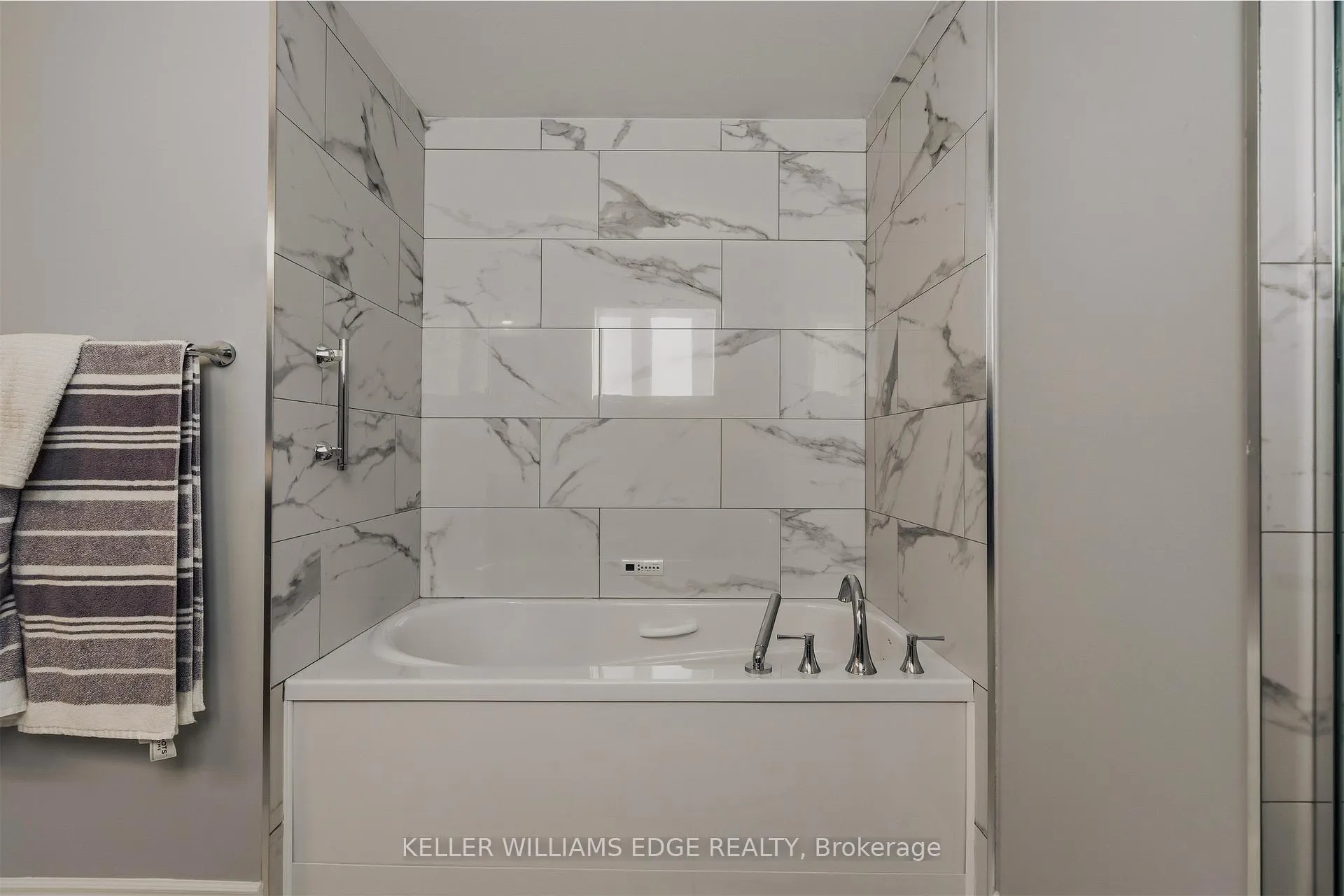 Photo 28 of Unit 20, 5255 Lakeshore Road, Burlington, Appleby — HOMEH