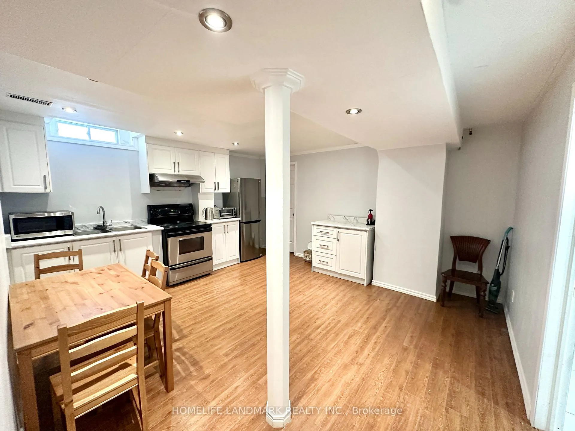 Photo 4 of Unit Bsmt, 86 Snowdon Circle, Markham, Markville — HOMEH