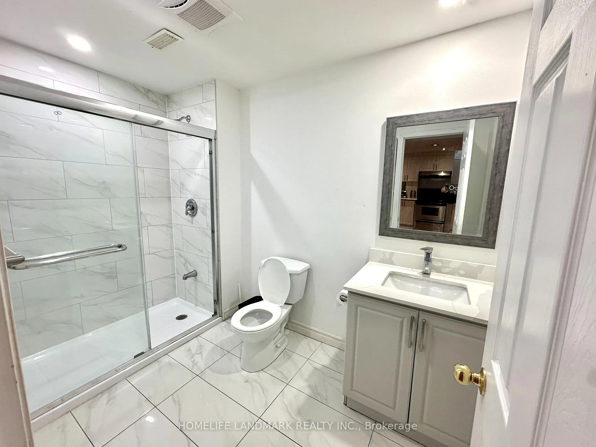 Photo 8 of Unit Bsmt, 86 Snowdon Circle, Markham, Markville — HOMEH