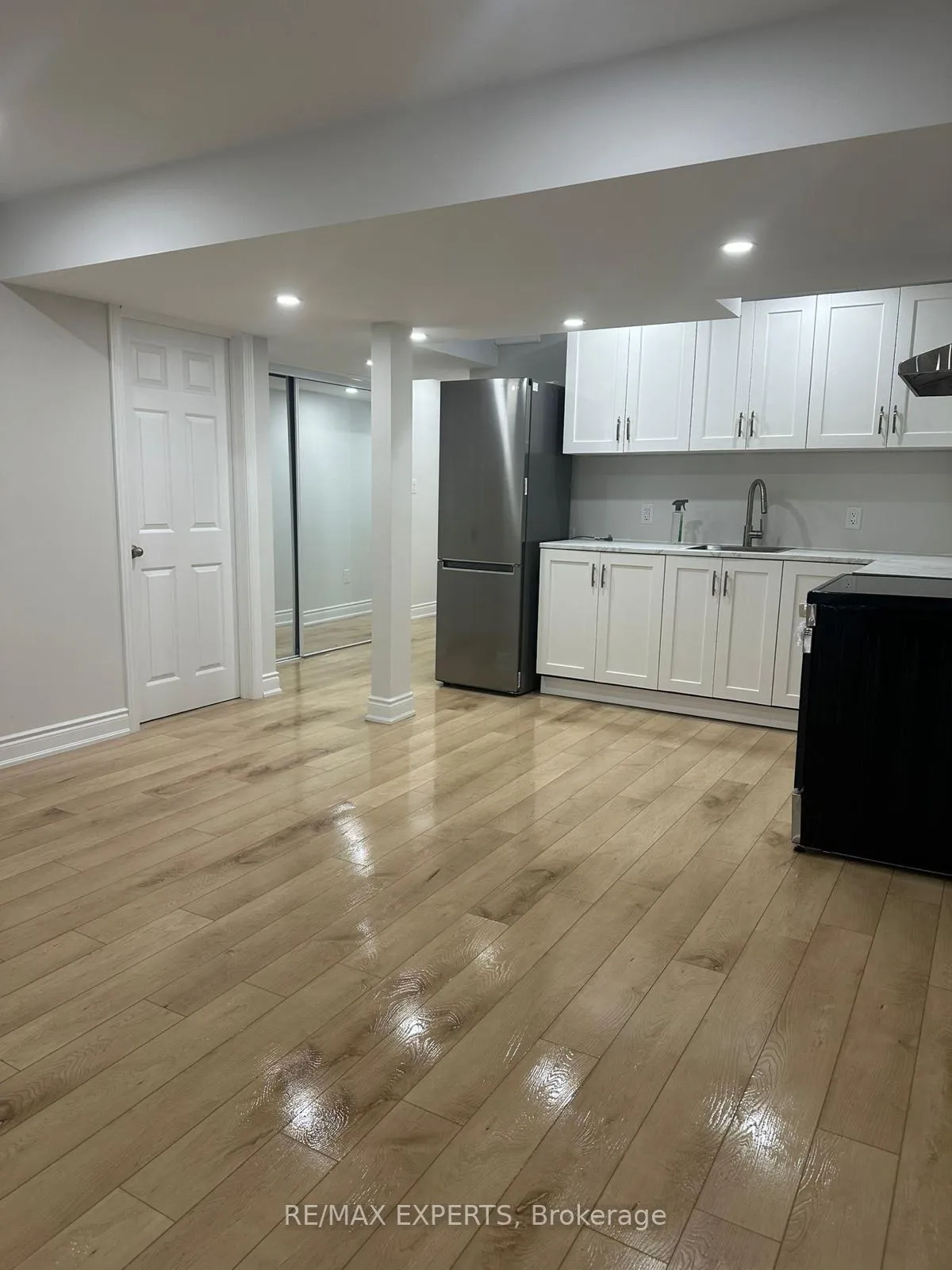 Photo 3 of Unit BSMT, 1253 Manitou Way, Milton, Bowes — HOMEH