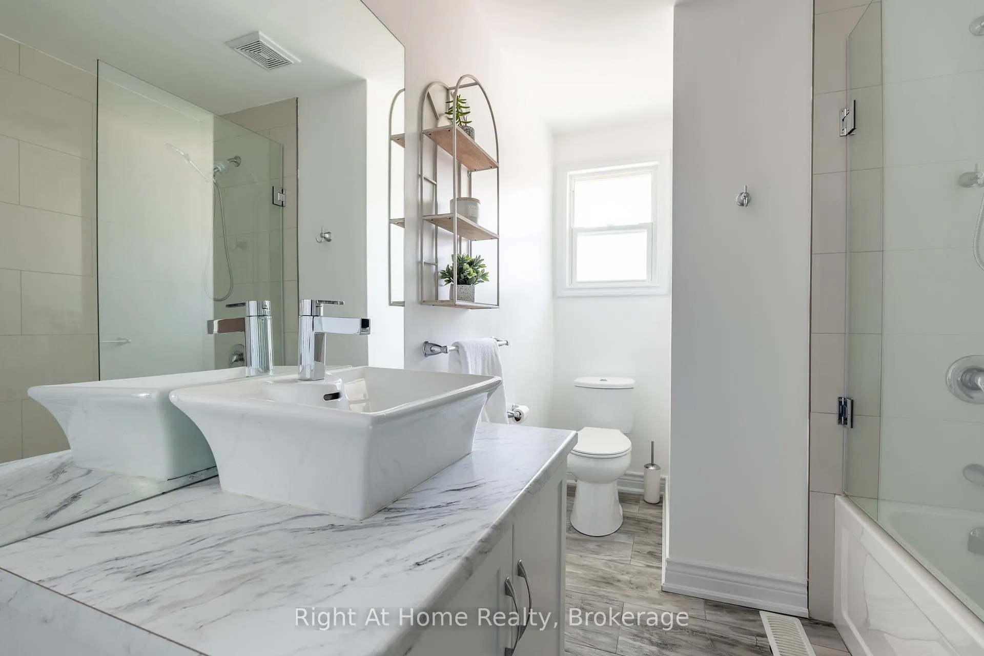 Photo 17 of 289 1/2 Pelham Road, St. Catharines, Rykert/Vansickle — HOMEH