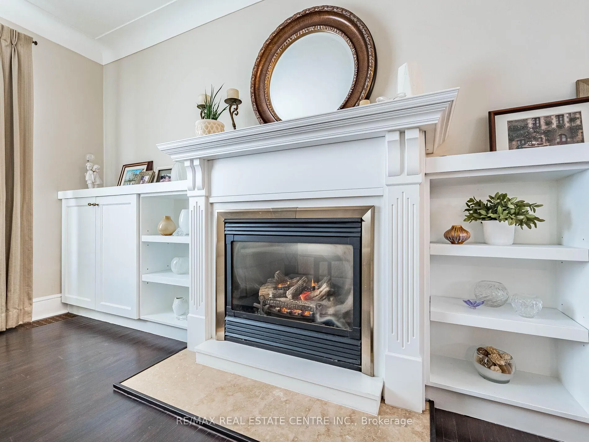 Photo 6 of 20 Hillier Crescent, Brantford — HOMEH