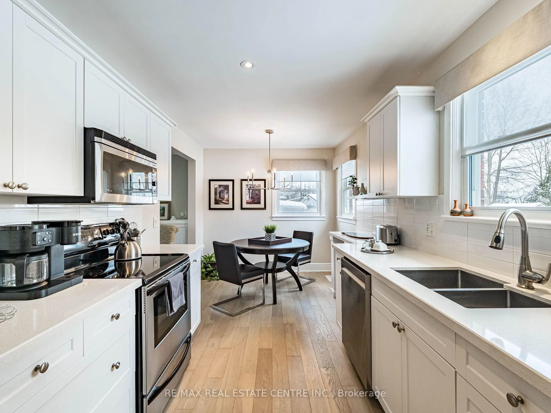 Photo 13 of 20 Hillier Crescent, Brantford — HOMEH