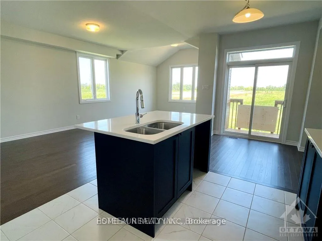 Photo 6 of 634 Flagstaff Drive, Ottawa, Barrhaven - Half Moon Bay — HOMEH