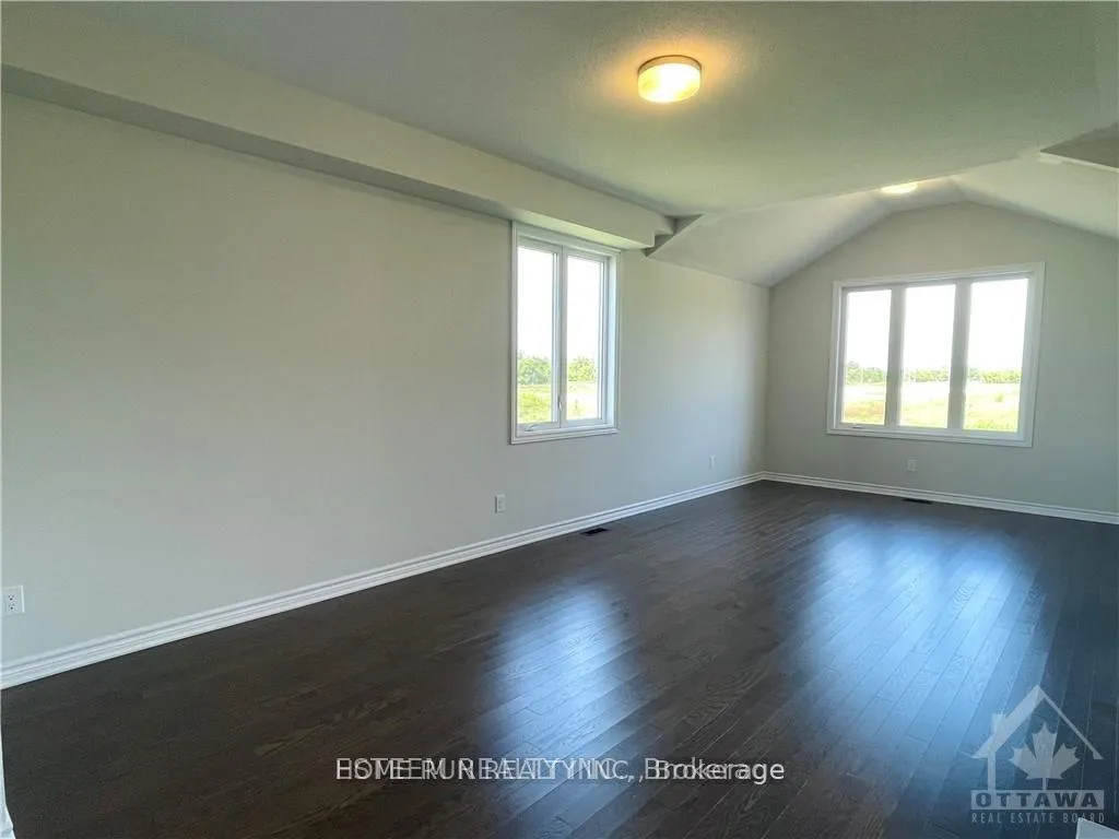 Photo 11 of 634 Flagstaff Drive, Ottawa, Barrhaven - Half Moon Bay — HOMEH