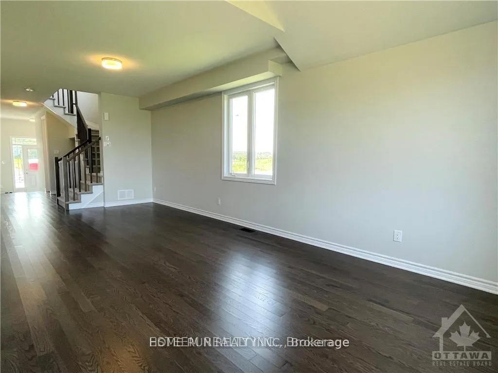 Photo 13 of 634 Flagstaff Drive, Ottawa, Barrhaven - Half Moon Bay — HOMEH