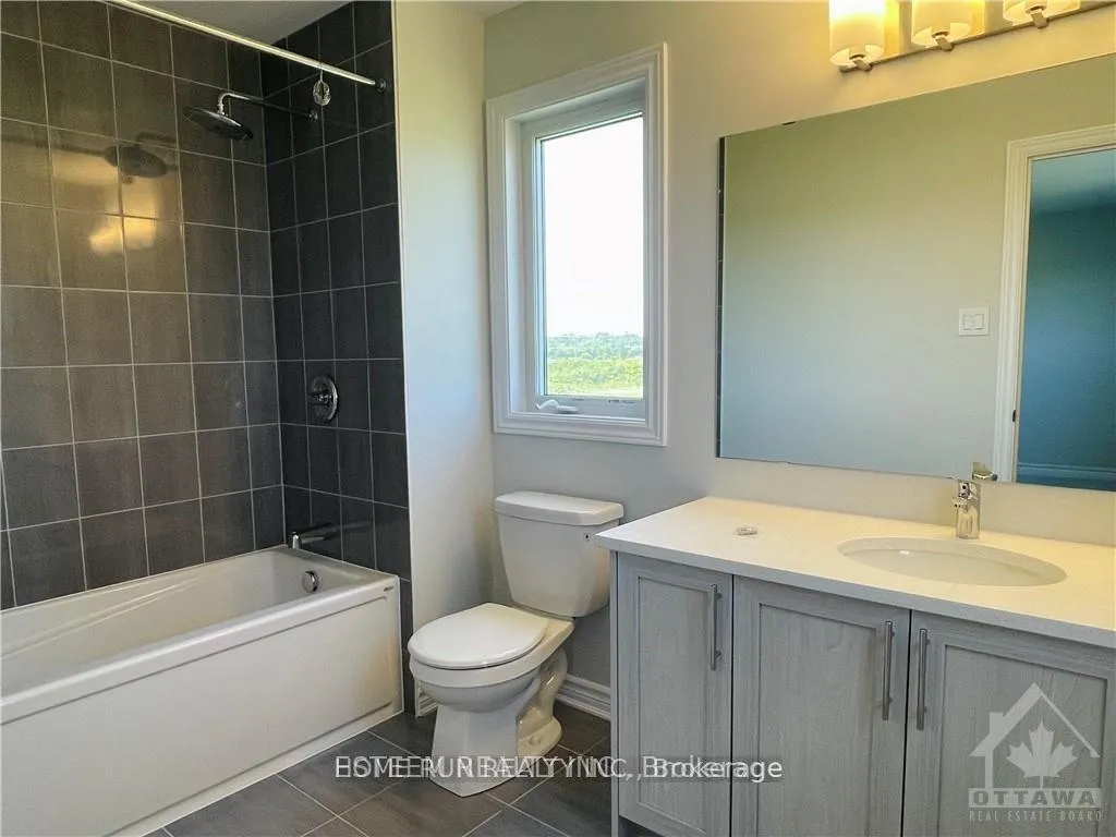 Photo 17 of 634 Flagstaff Drive, Ottawa, Barrhaven - Half Moon Bay — HOMEH