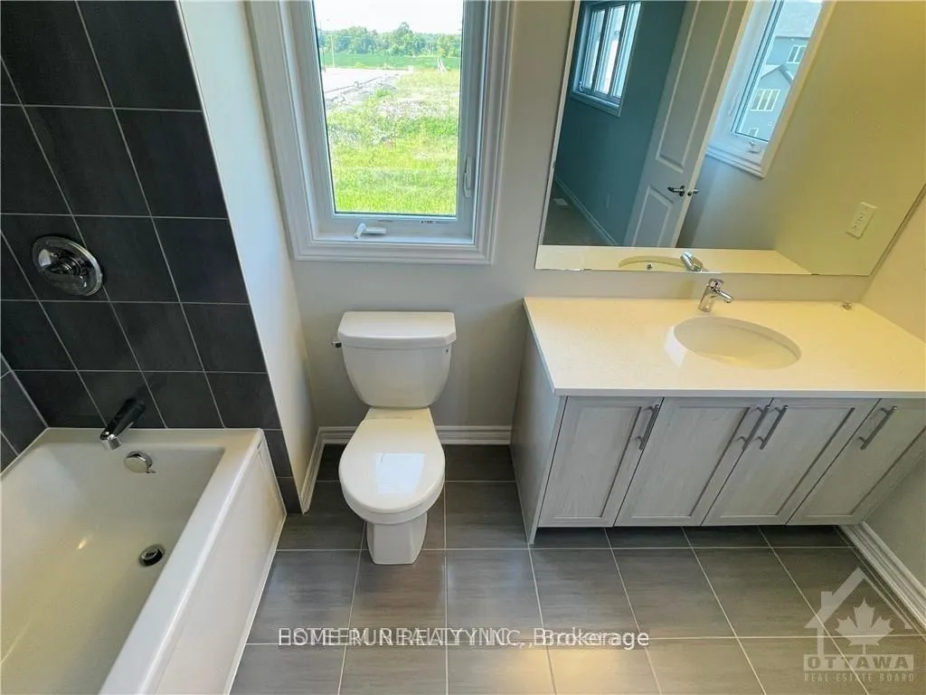 Photo 18 of 634 Flagstaff Drive, Ottawa, Barrhaven - Half Moon Bay — HOMEH