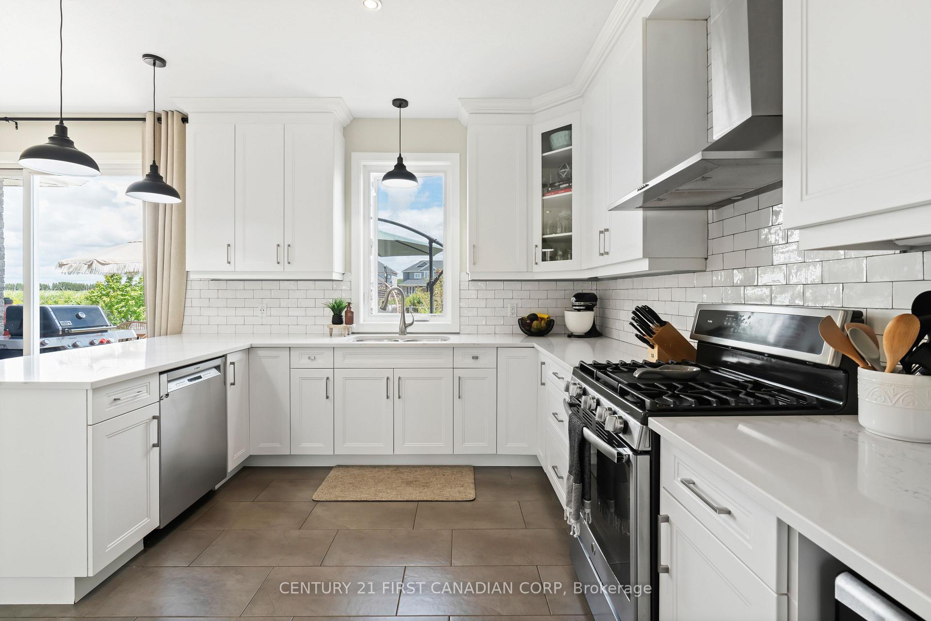 Photo 21 of 116 Coyne Lane, Lucan Biddulph, Lucan — HOMEH