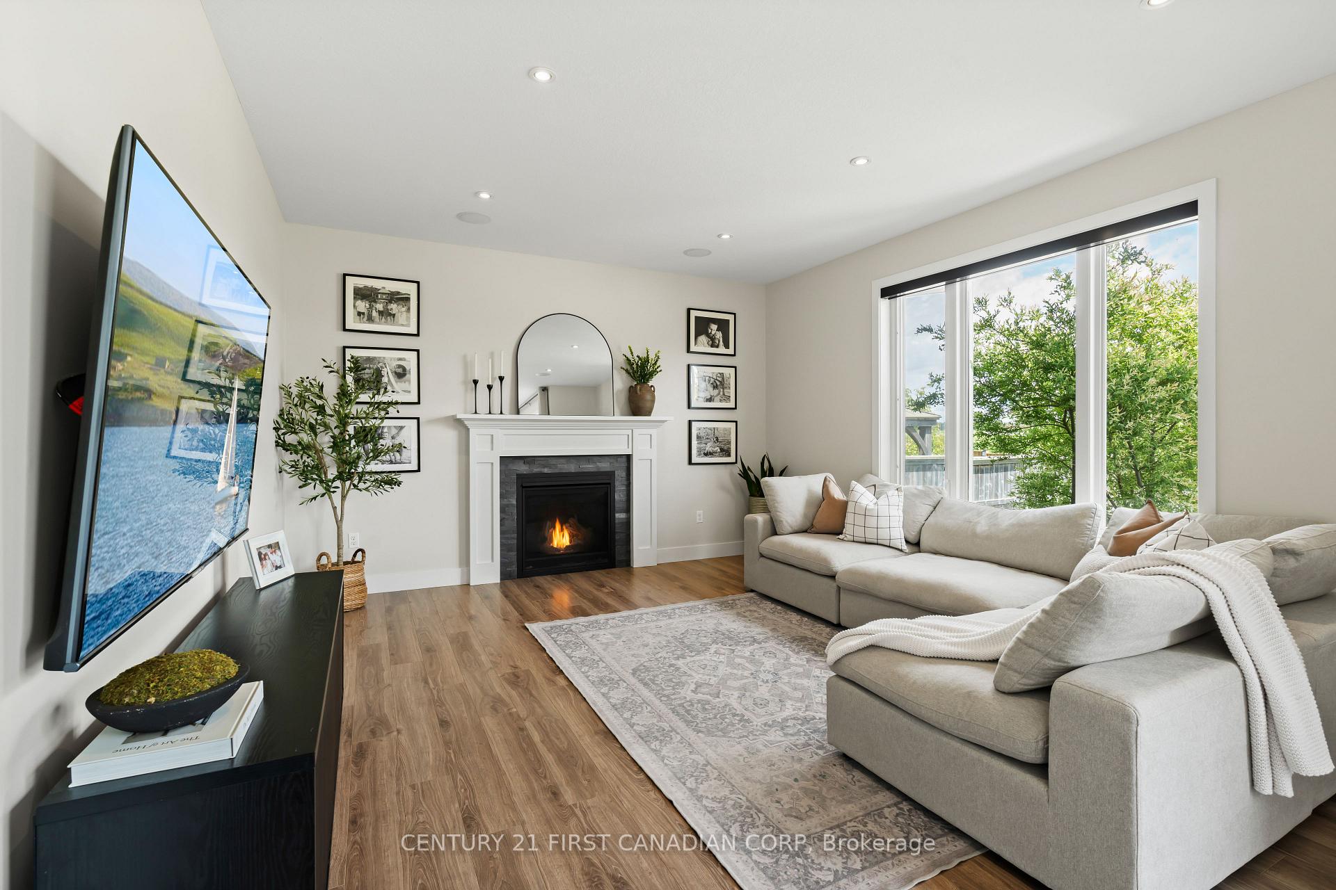 Photo 25 of 116 Coyne Lane, Lucan Biddulph, Lucan — HOMEH