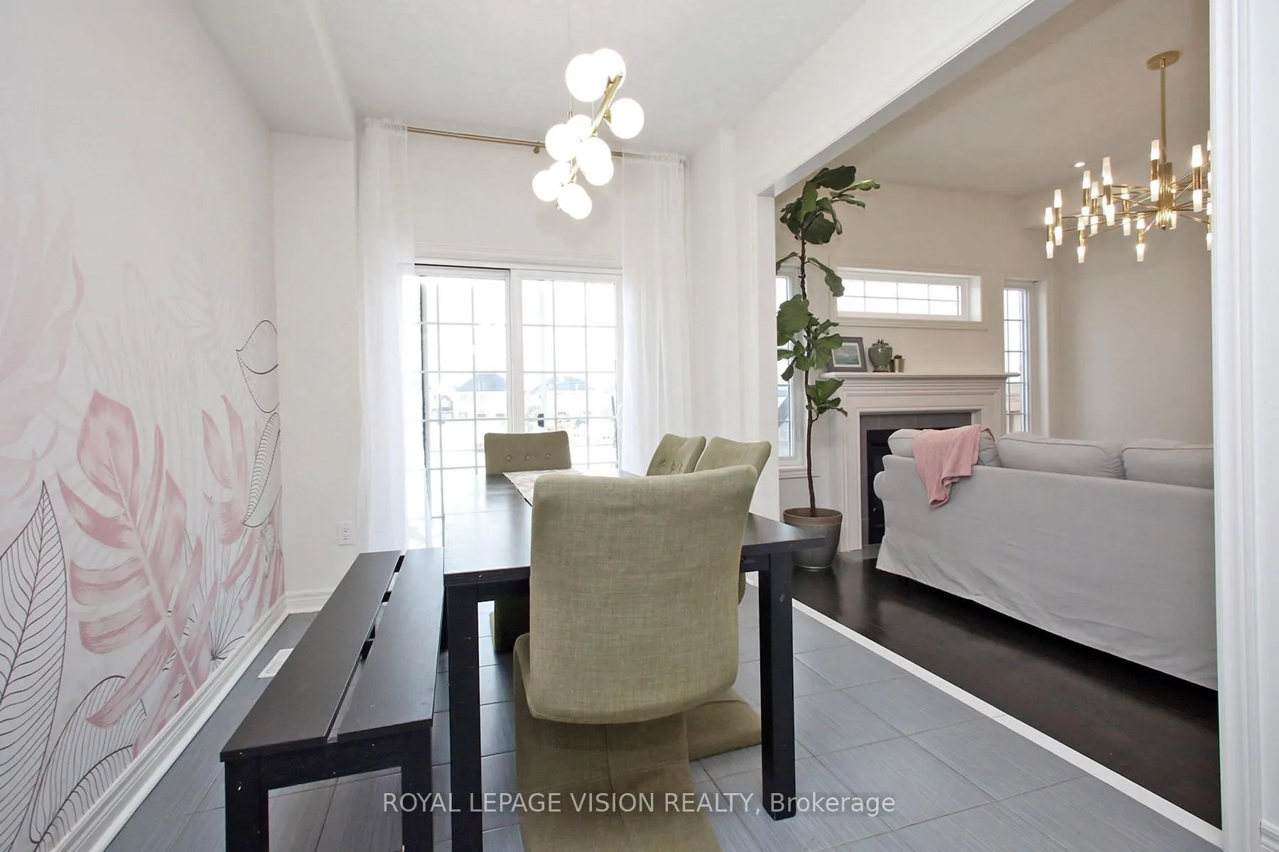 Photo 7 of 25 Jevons Drive, Ajax, South East — HOMEH