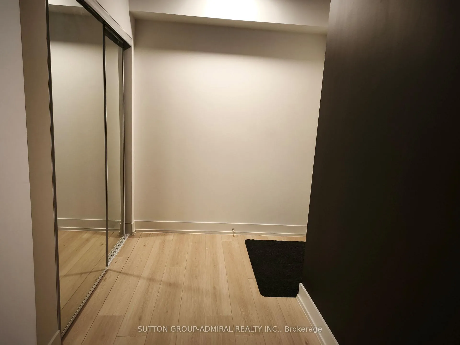 Photo 12 of Unit 523, 8 Cedarland Drive, Markham, Unionville — HOMEH