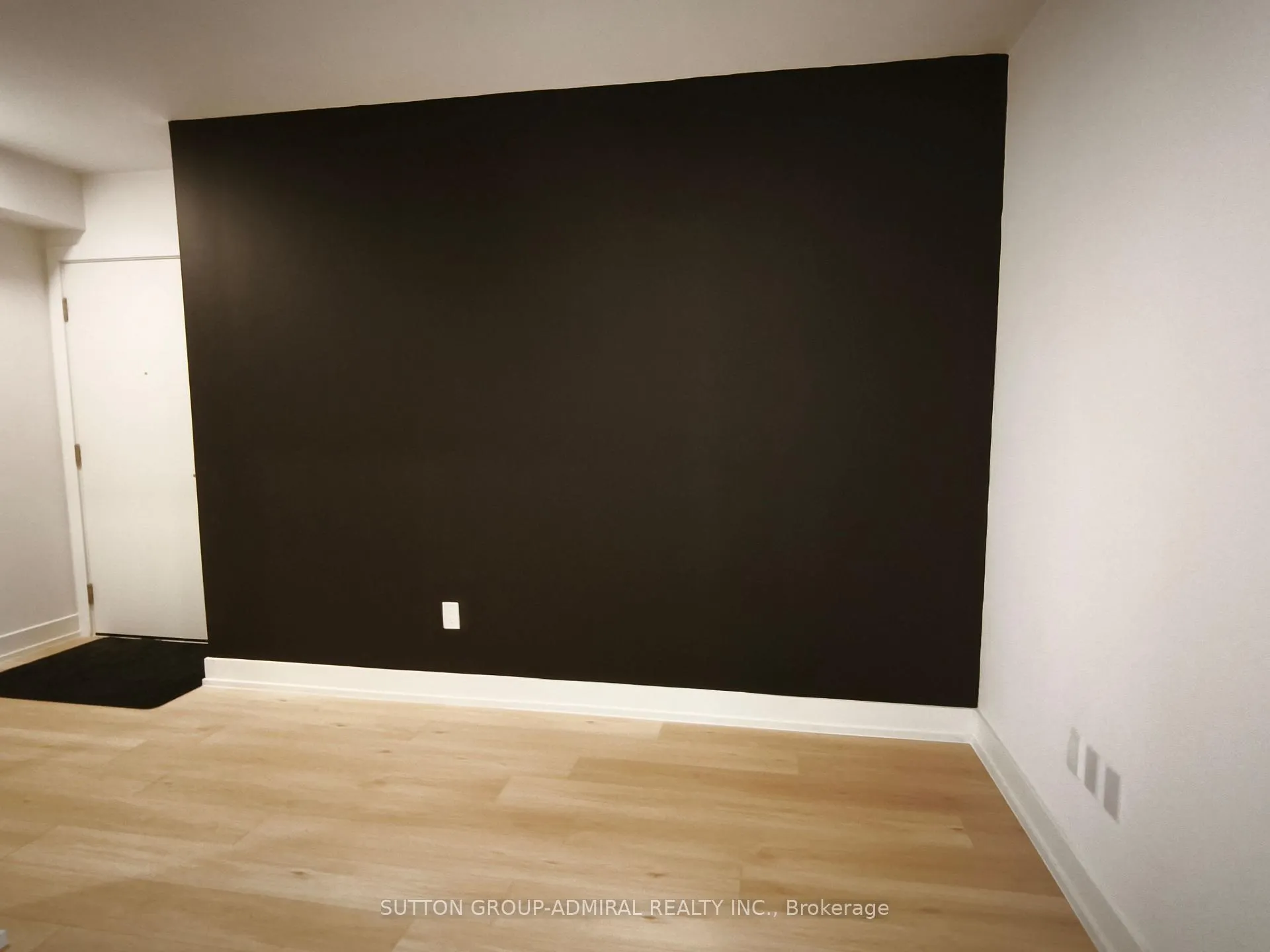Photo 15 of Unit 523, 8 Cedarland Drive, Markham, Unionville — HOMEH