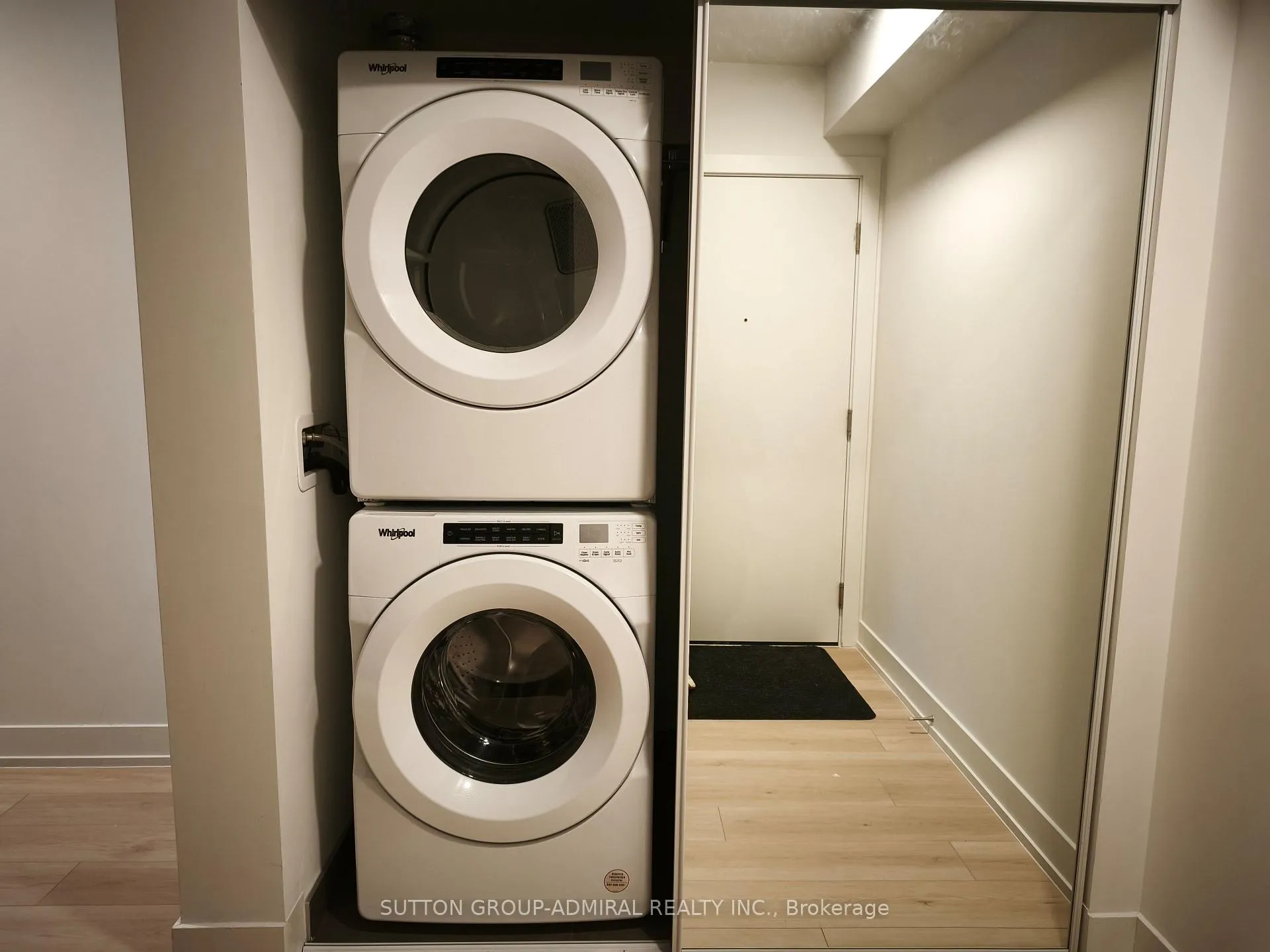 Photo 16 of Unit 523, 8 Cedarland Drive, Markham, Unionville — HOMEH