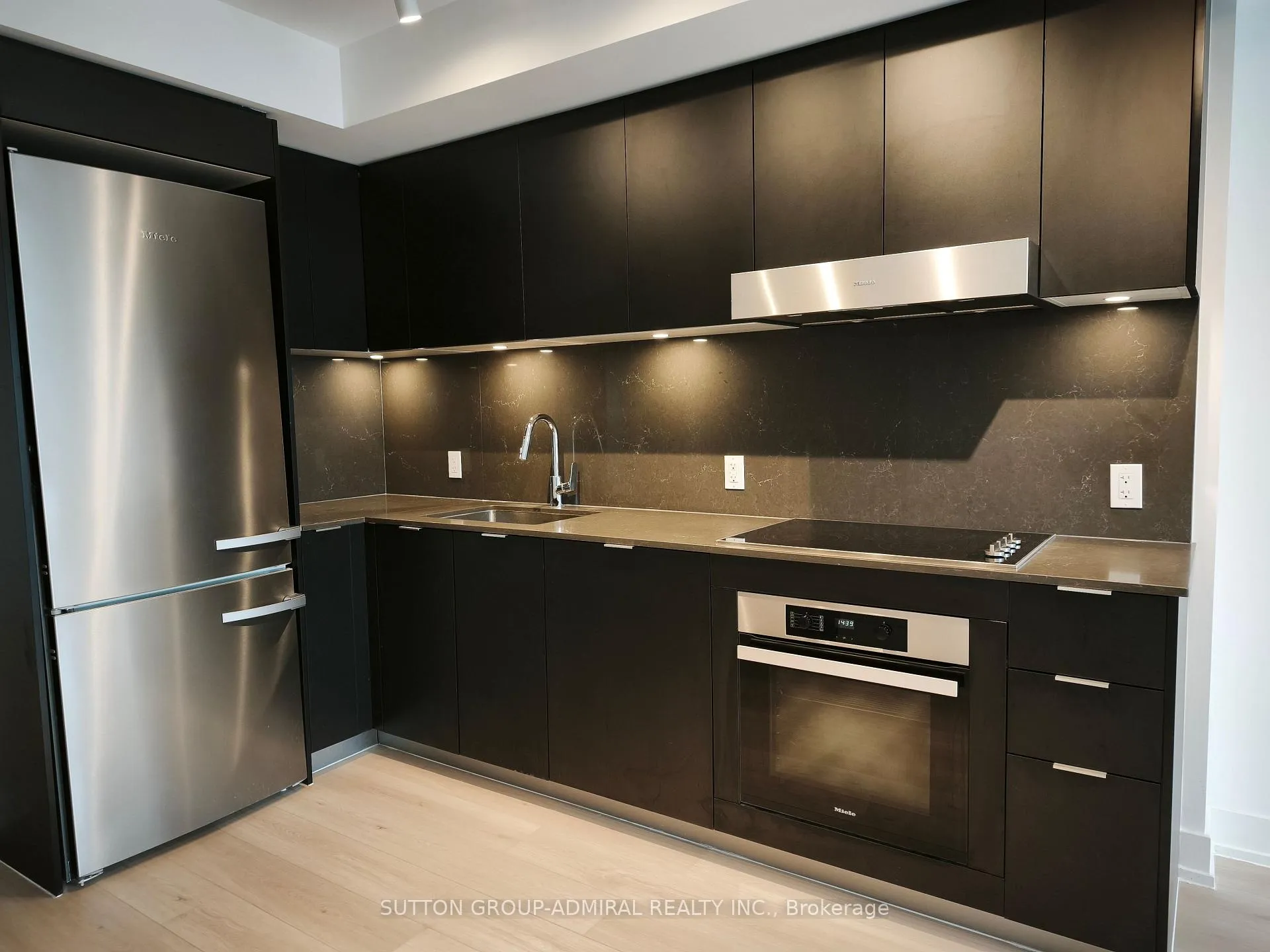 Photo 18 of Unit 523, 8 Cedarland Drive, Markham, Unionville — HOMEH
