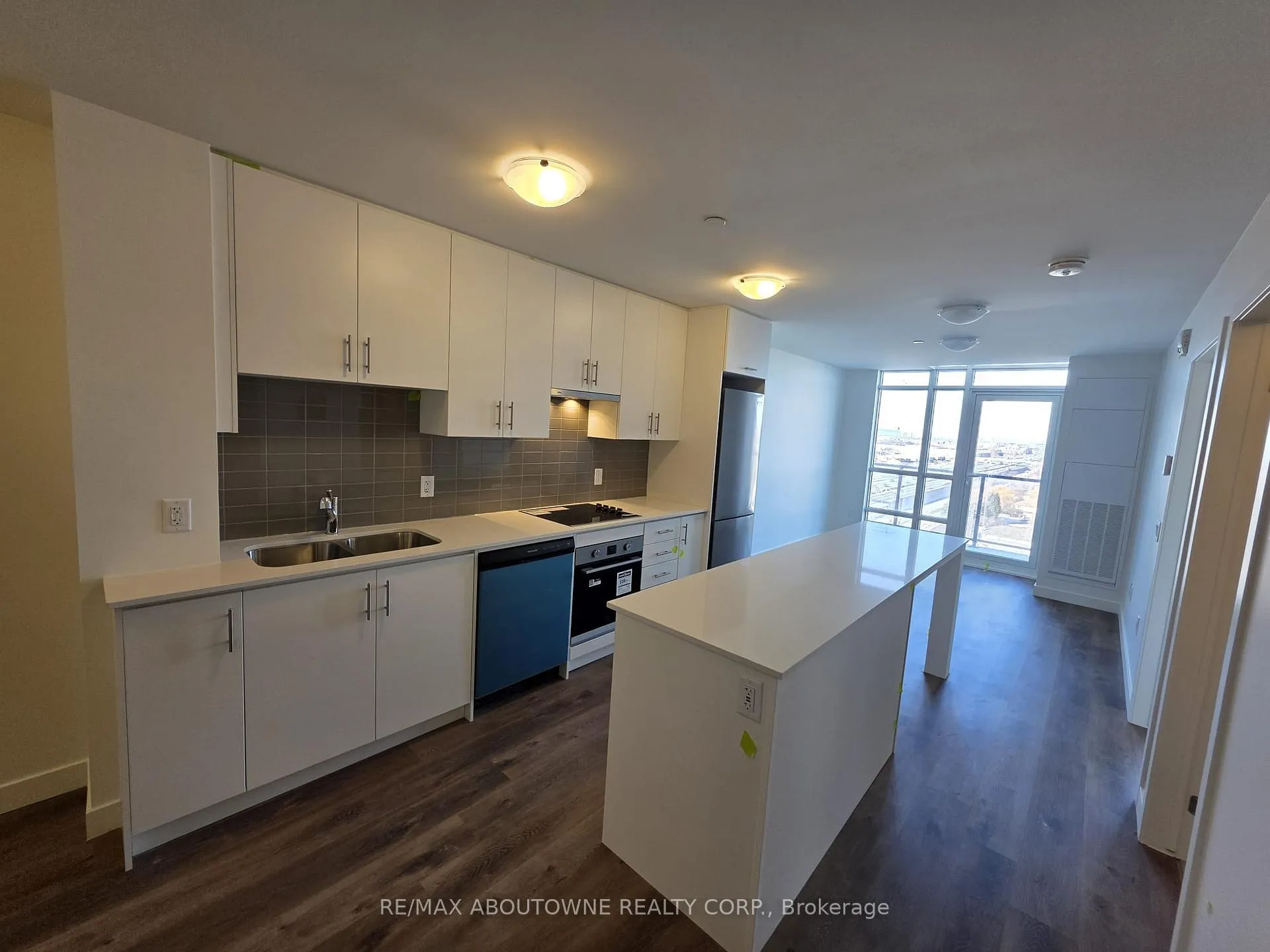 Photo 19 of Unit 1101, 461 Green Road, Hamilton, Lakeshore — HOMEH
