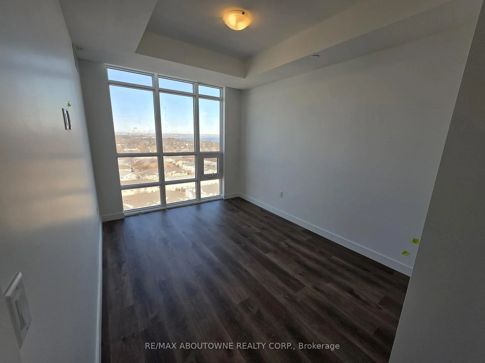 Photo 21 of Unit 1101, 461 Green Road, Hamilton, Lakeshore — HOMEH