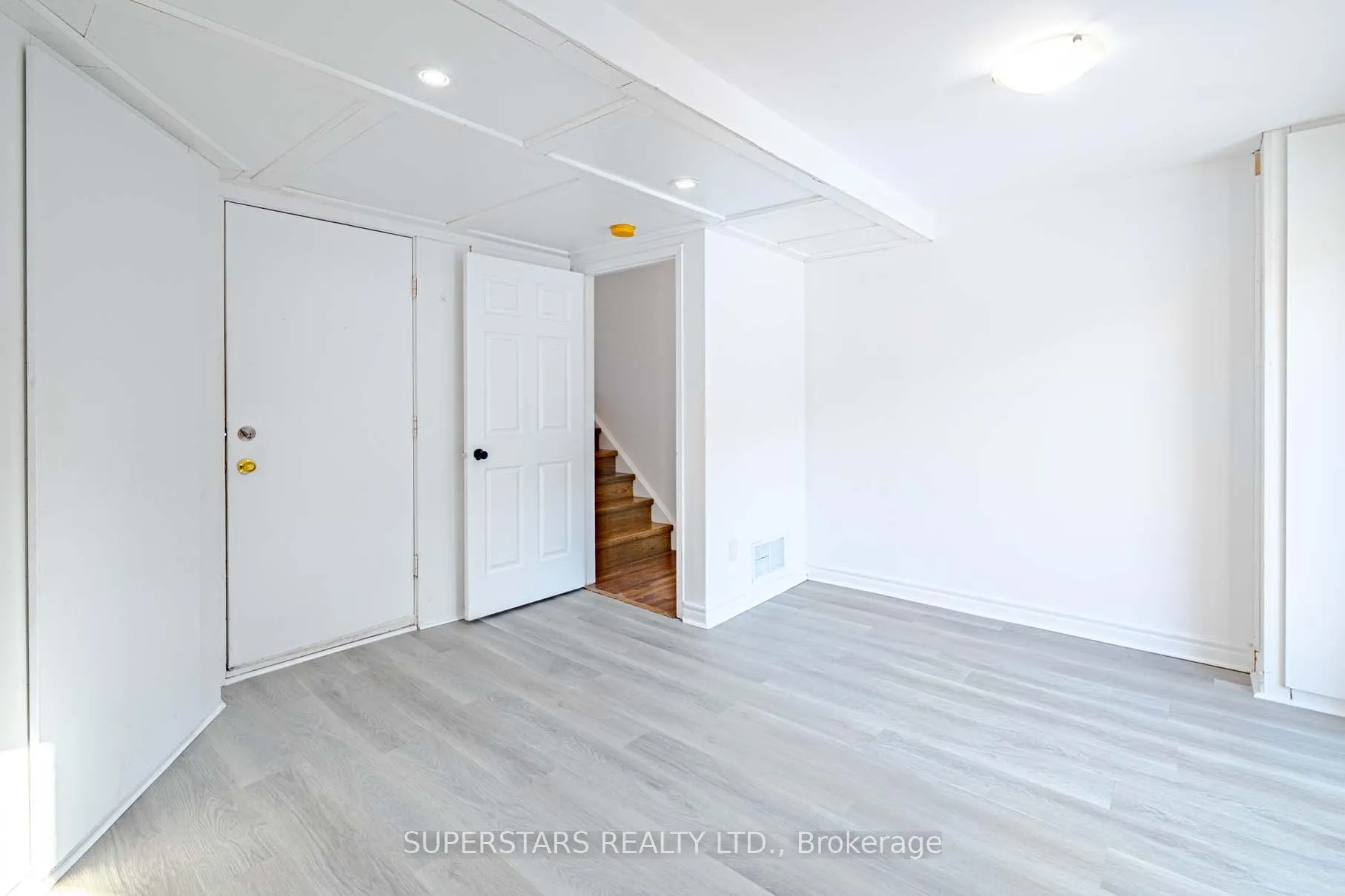 Photo 17 of 99 Roseheath Drive, Vaughan, Maple — HOMEH