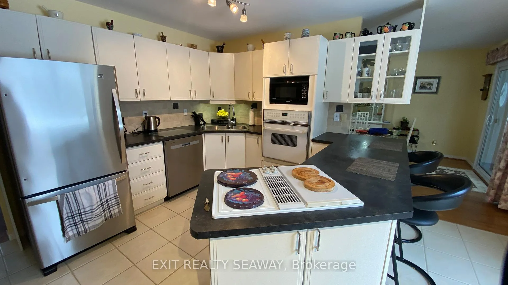 Photo 9 of 1638 Blakely Drive, Cornwall — HOMEH