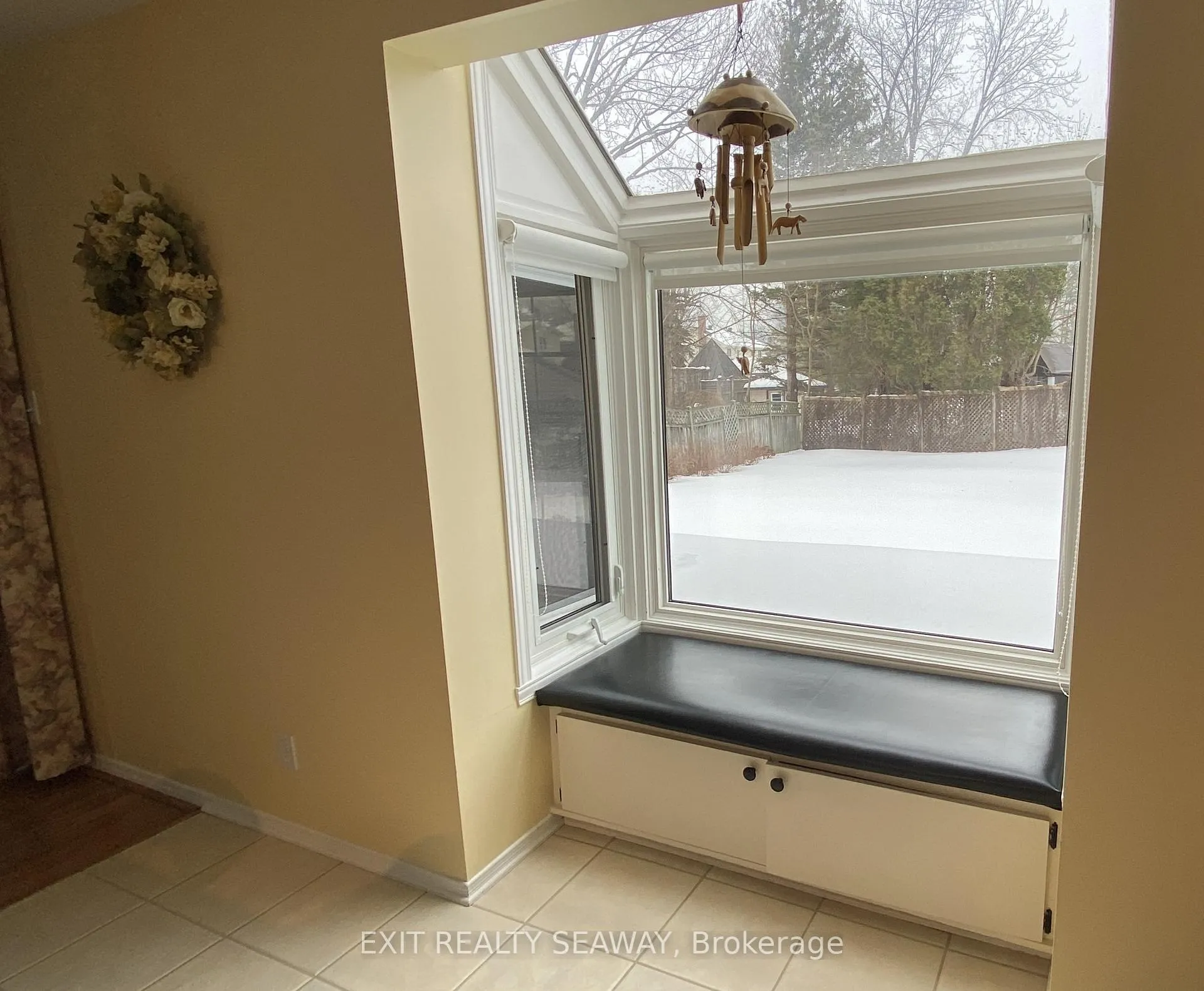 Photo 10 of 1638 Blakely Drive, Cornwall — HOMEH