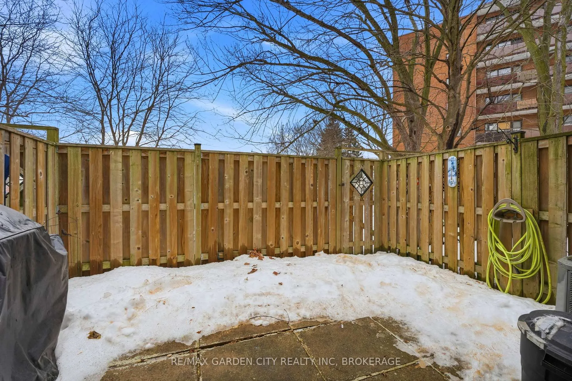 Photo 22 of Unit 29, 2 Weiden Street, St. Catharines, Bunting/Linwell — HOMEH