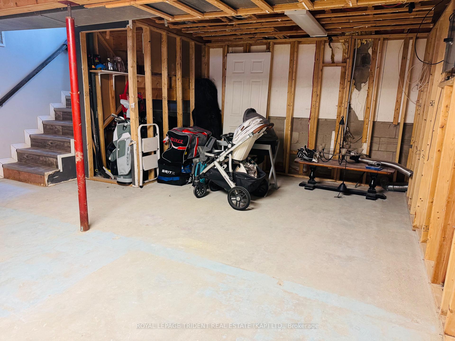 Photo 13 of 1 Brown Crescent, Kapuskasing — HOMEH