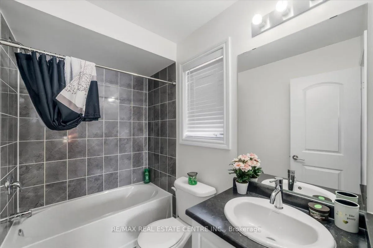 Photo 35 of 362 Van Dusen Avenue, Southgate — HOMEH