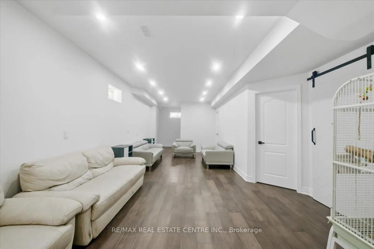 Photo 37 of 362 Van Dusen Avenue, Southgate — HOMEH