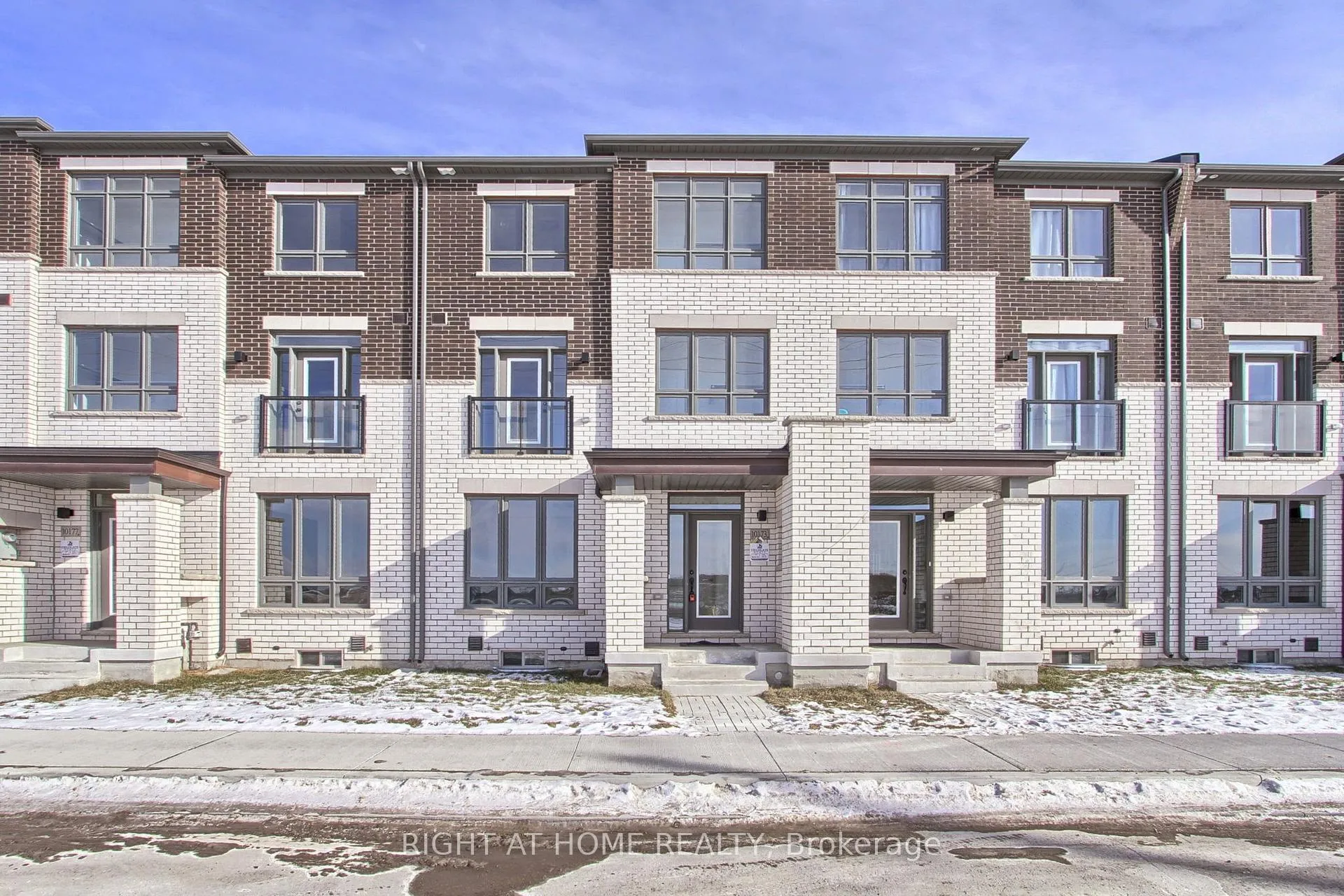 Photo 1 of 10173 Huntington Road, Vaughan, Kleinburg — HOMEH