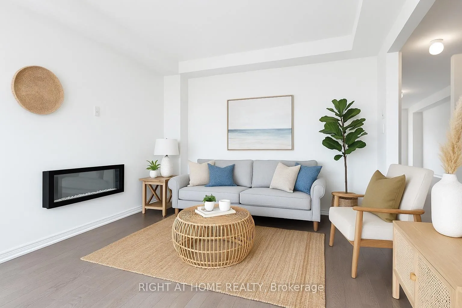 Photo 7 of 10173 Huntington Road, Vaughan, Kleinburg — HOMEH