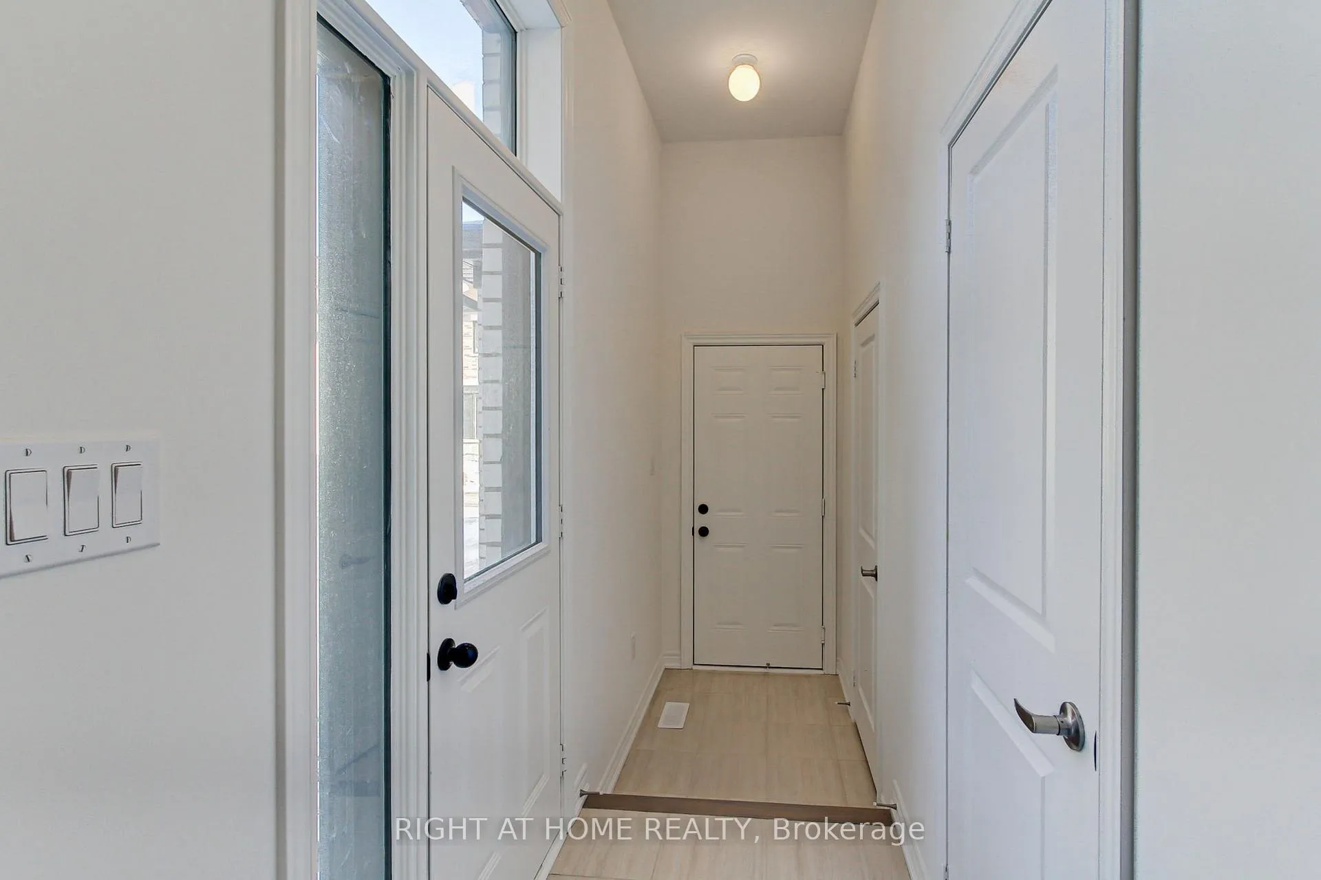 Photo 22 of 10173 Huntington Road, Vaughan, Kleinburg — HOMEH