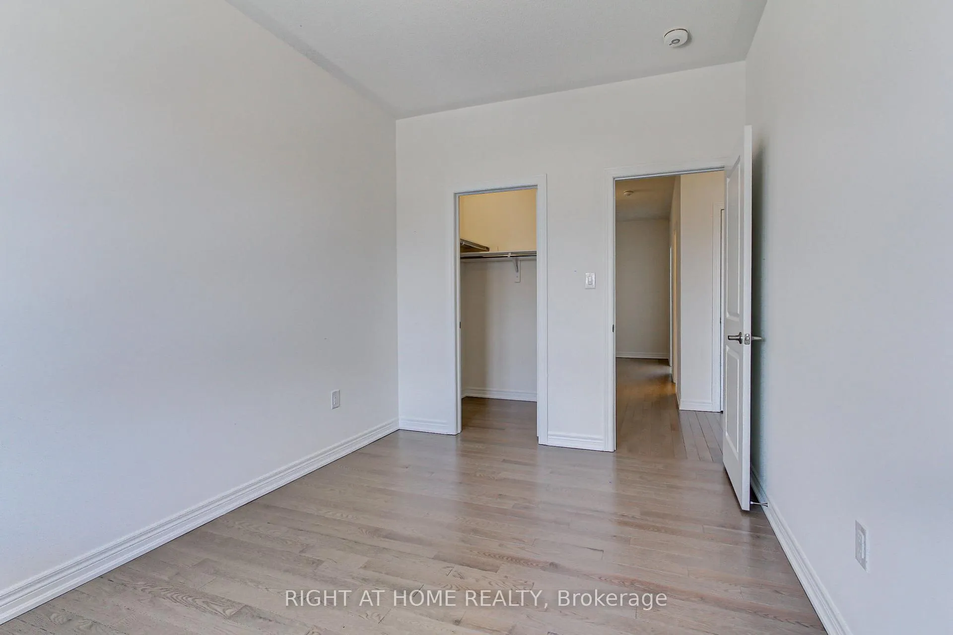 Photo 37 of 10173 Huntington Road, Vaughan, Kleinburg — HOMEH