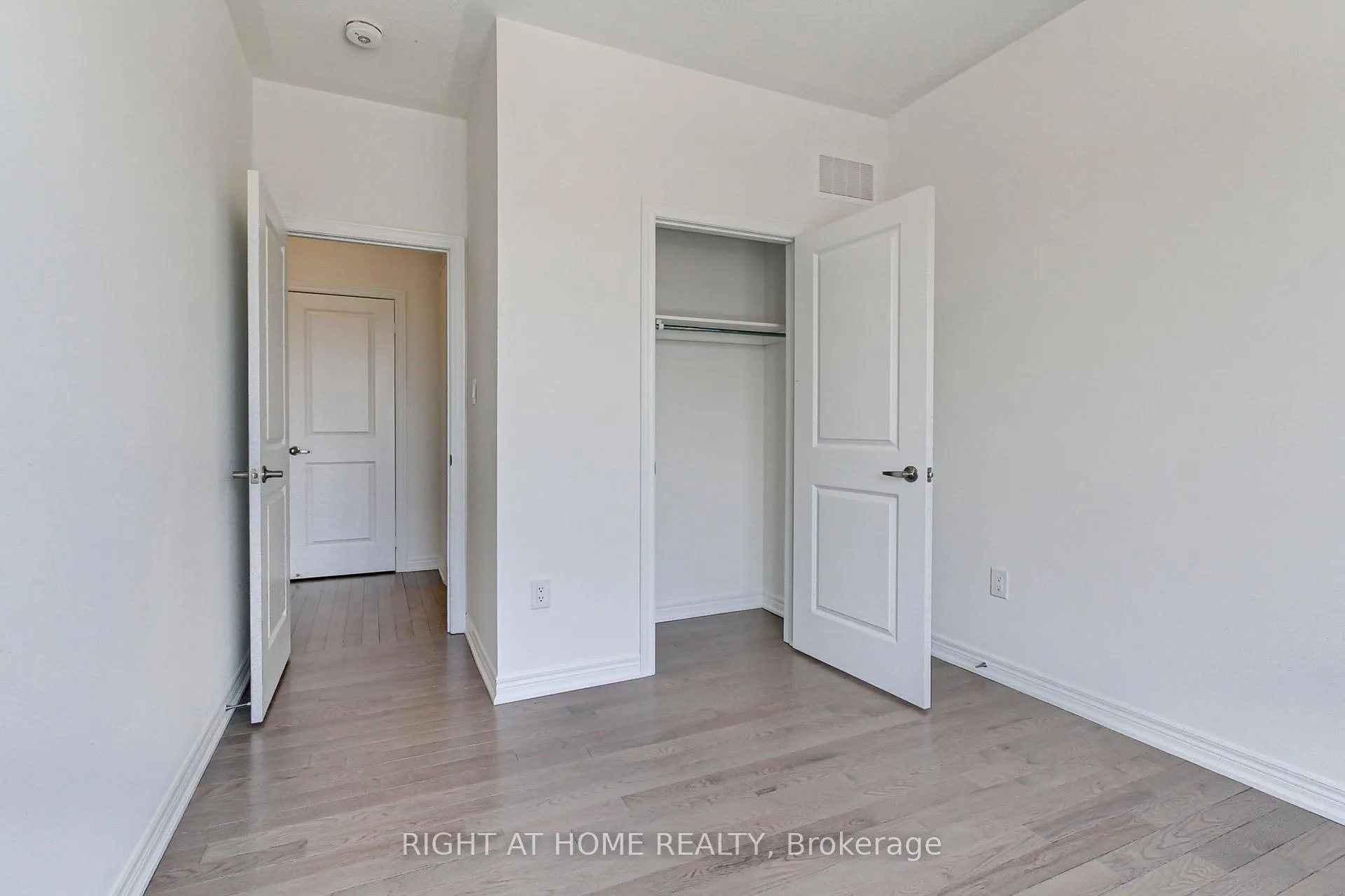 Photo 39 of 10173 Huntington Road, Vaughan, Kleinburg — HOMEH