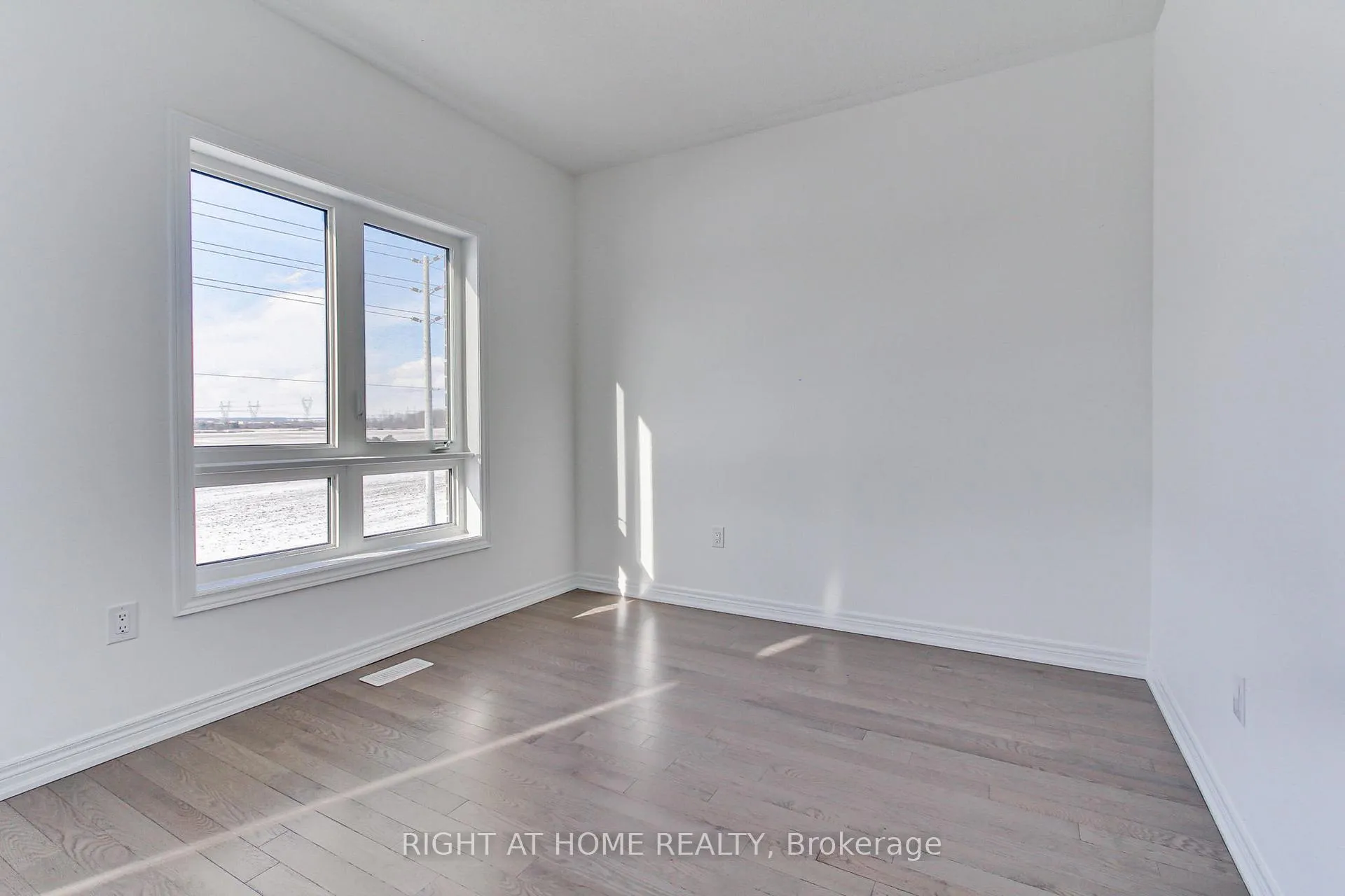 Photo 41 of 10173 Huntington Road, Vaughan, Kleinburg — HOMEH