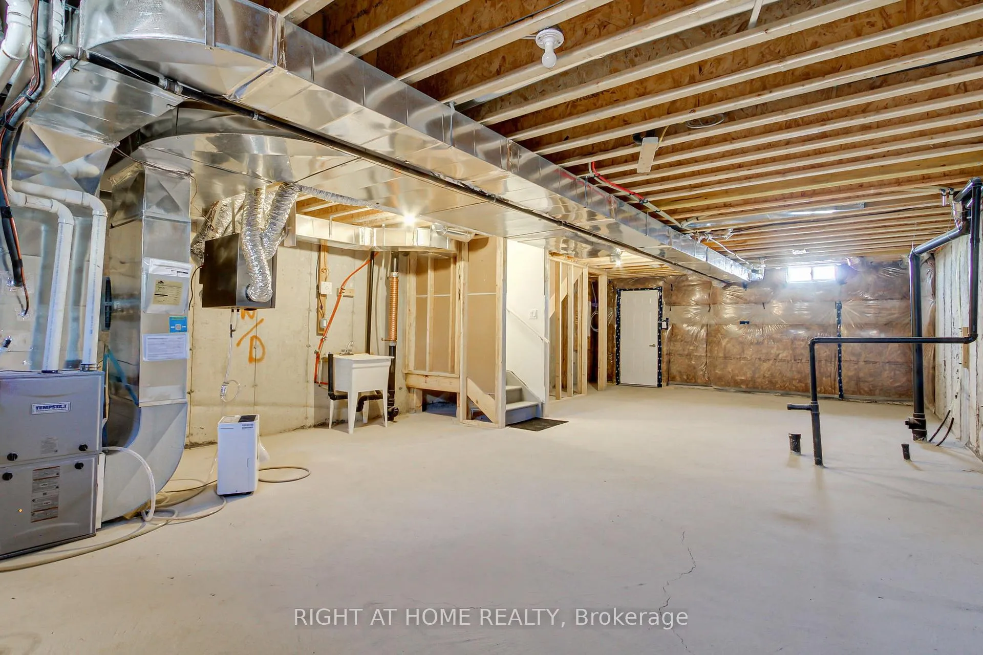 Photo 46 of 10173 Huntington Road, Vaughan, Kleinburg — HOMEH