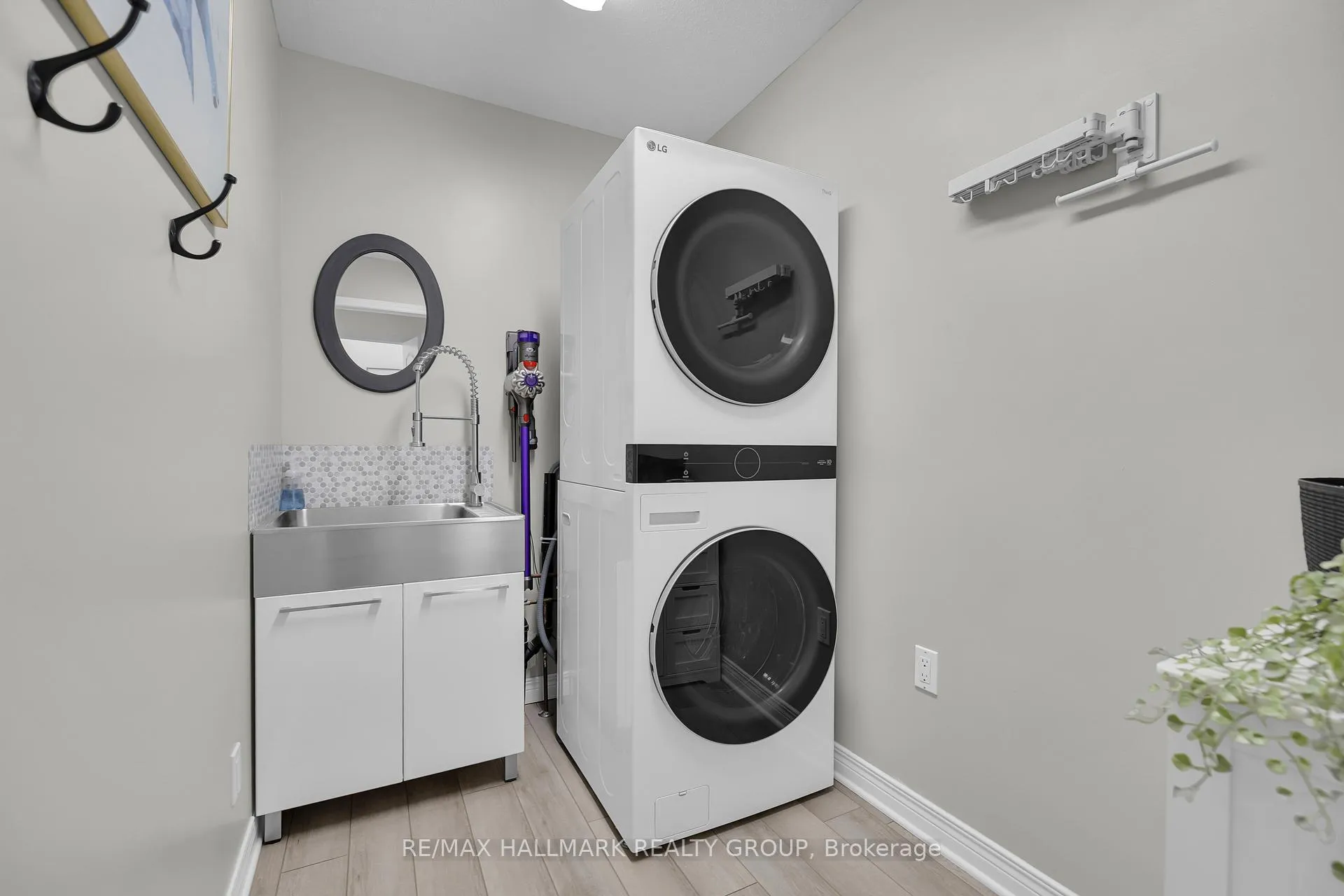 Photo 25 of 7 Rodeo Drive, Ottawa, Barrhaven - Longfields — HOMEH