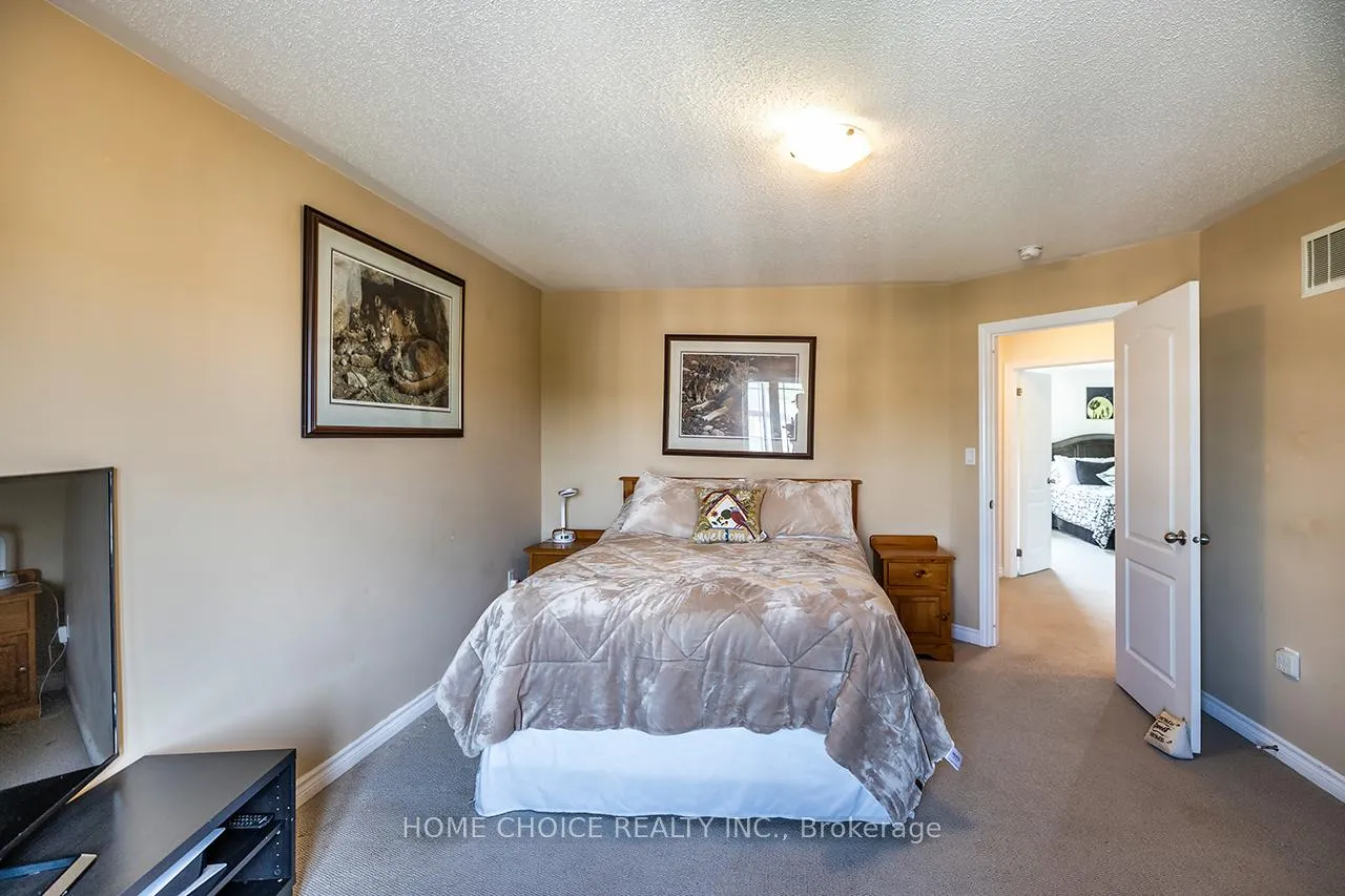Photo 28 of 87 Elmer Adams Drive, Clarington, Courtice — HOMEH