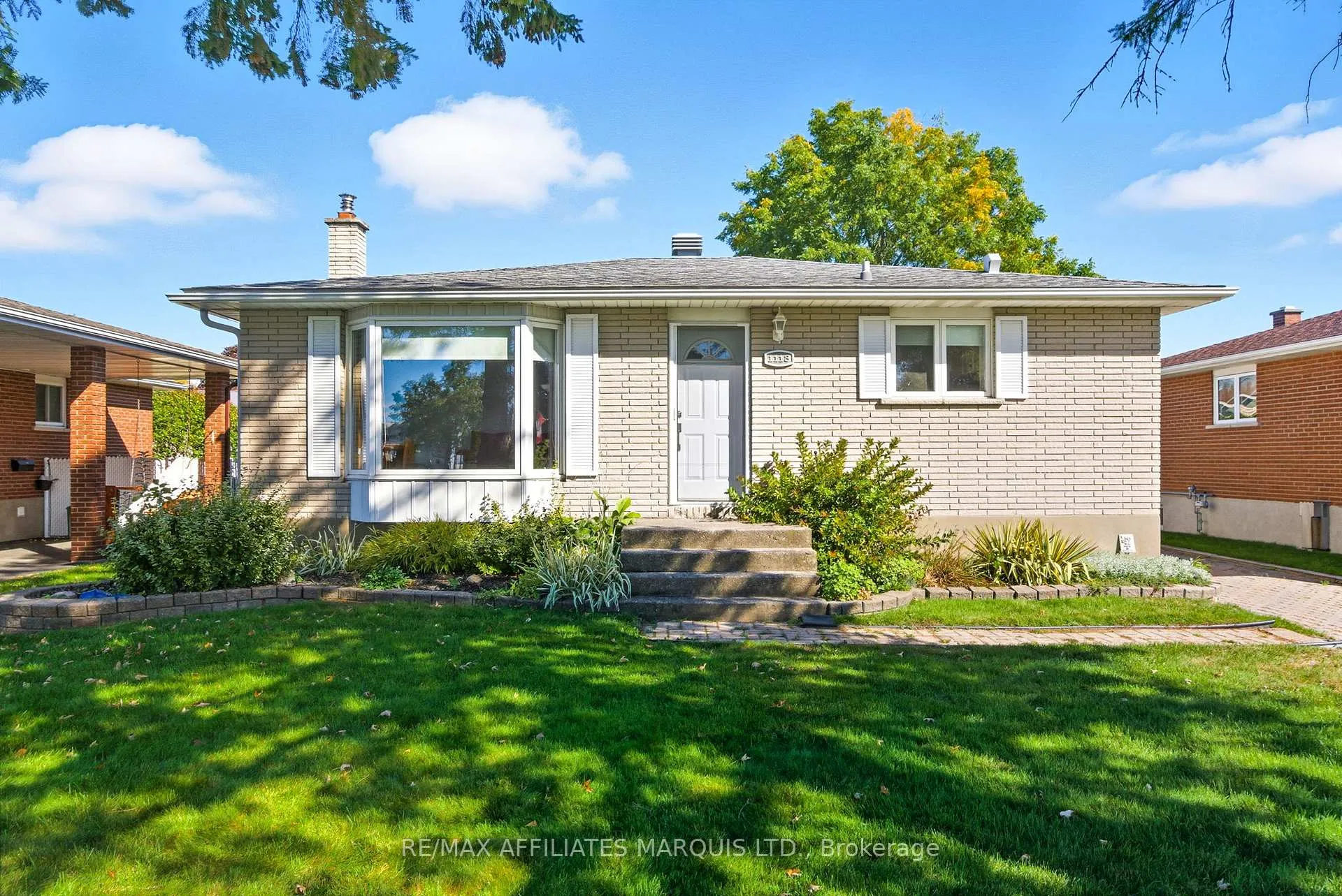 Photo 4 of 1113 Brock Street, Cornwall — HOMEH