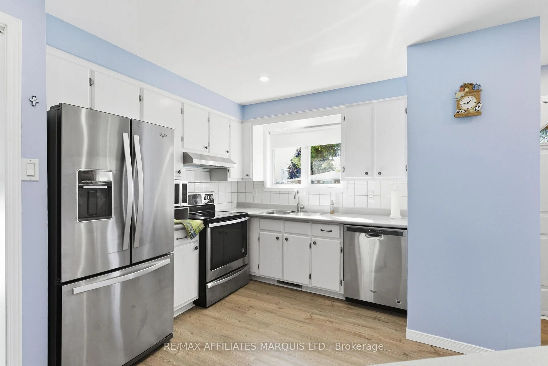 Photo 11 of 1113 Brock Street, Cornwall — HOMEH